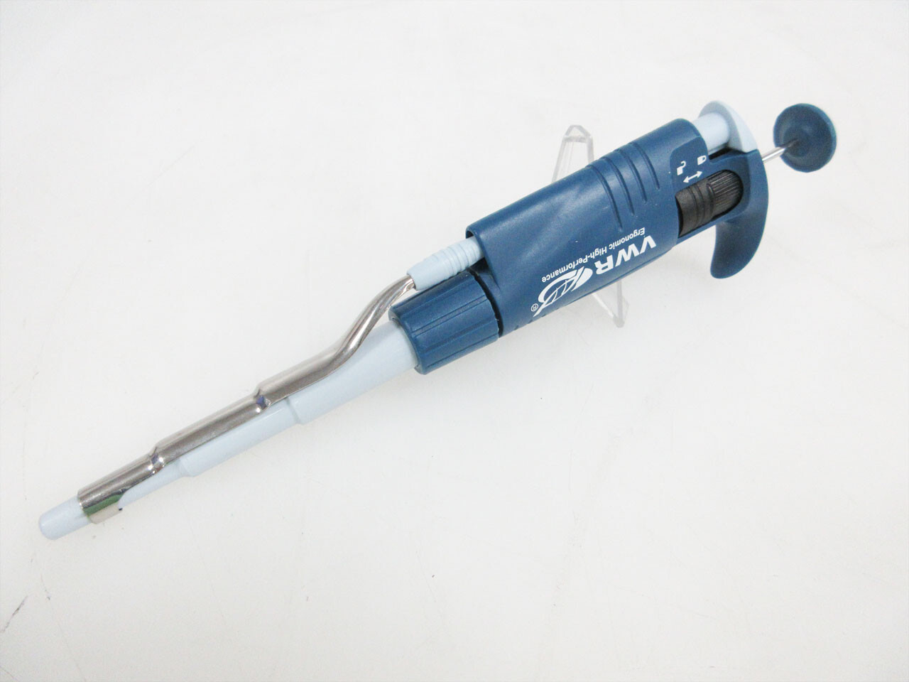 VWR SIGNATURE 89079-974 ERGONOMIC HIGH PERFORMANCE PIPETTE 100 – 1000 uL 1 CHNL