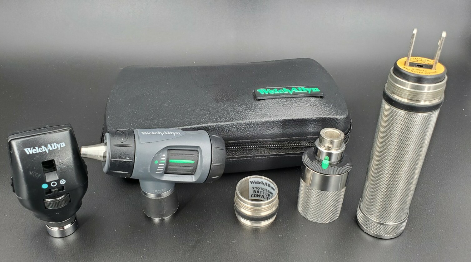 Welch Allyn 3.5v LED MacroView Otoscope Ophthalmoscope Set + Handle