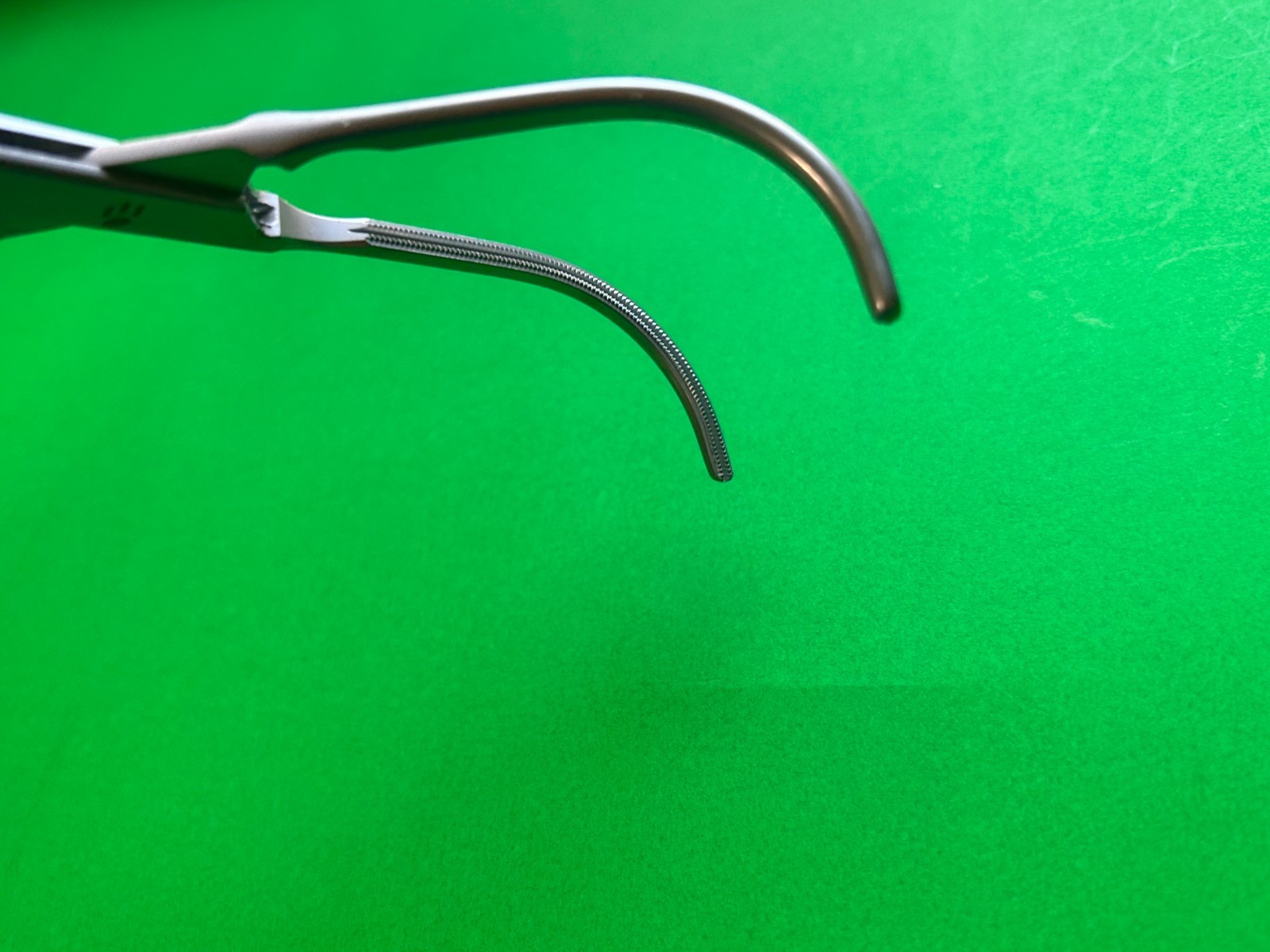 V. Mueller VM76-7701 Cardiovascular Angled Forceps
