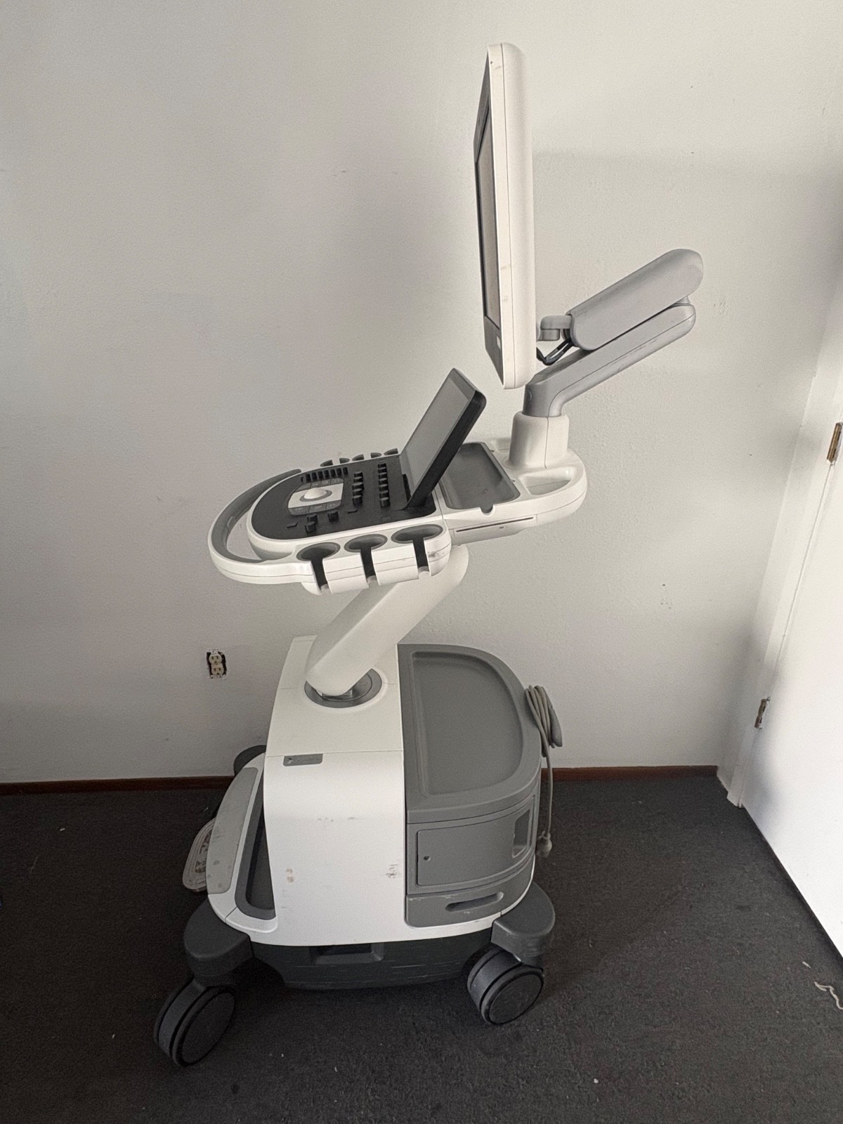 2017 Philips Epiq 7 XMatrix Ultrasound
