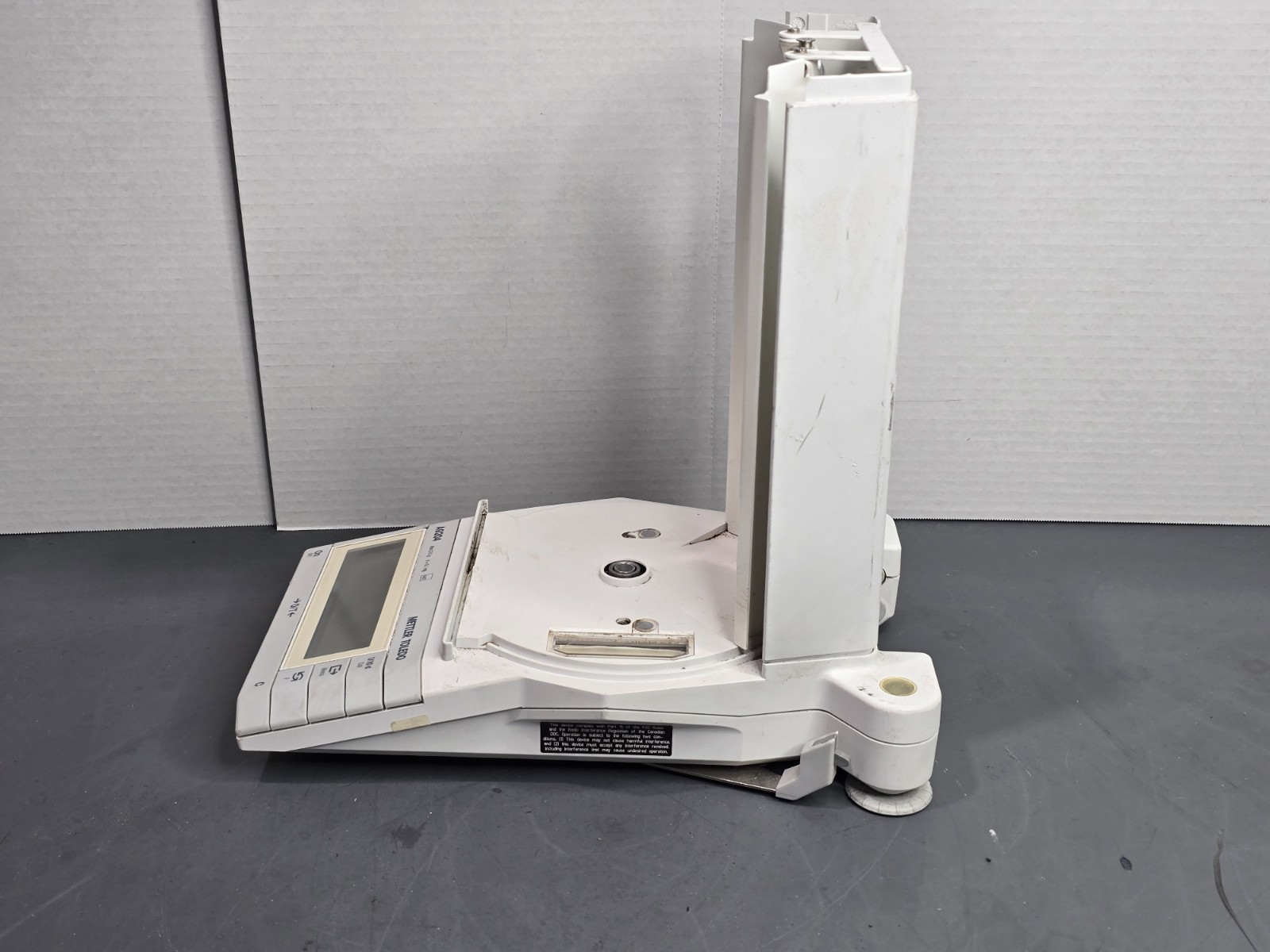 Mettler Toledo AG204 Enclosed Digital Gram Scale Analytical Balance Untested