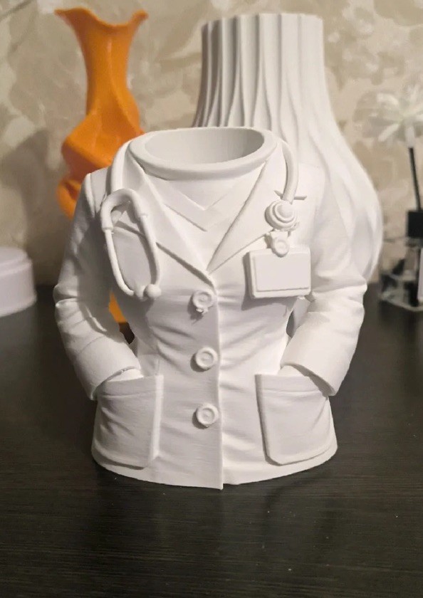 Doctor Coat for Desk and Offices Tables Pen Pencil Holder Stand