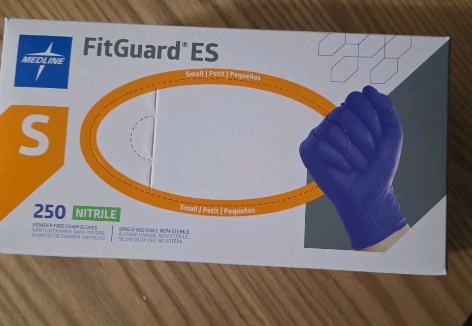 Medline FitGuard (FG2501) Nitrile Exam Gloves Size Small 250ct