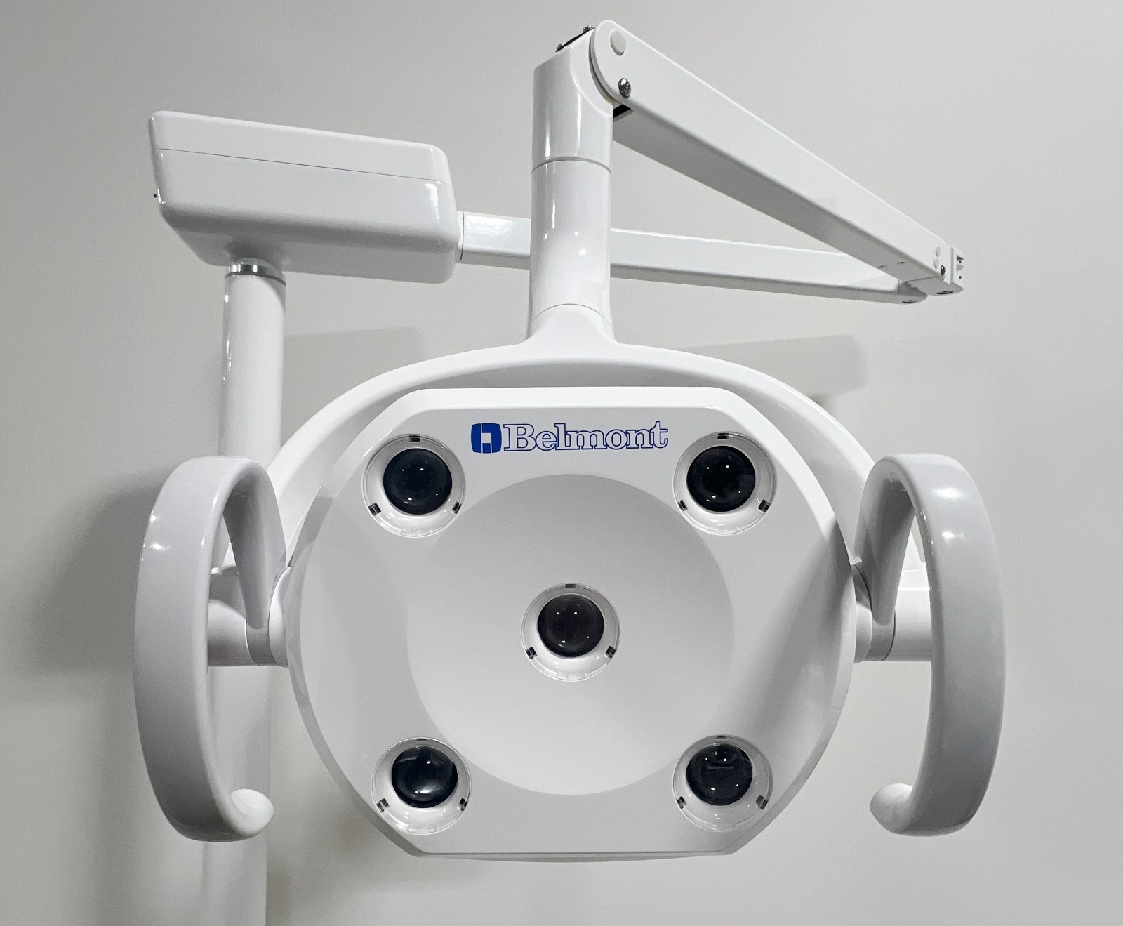 Belmont Bel-20N Dental Chair With Belmont 2022 Clesta LED Light/Post. Excellent!