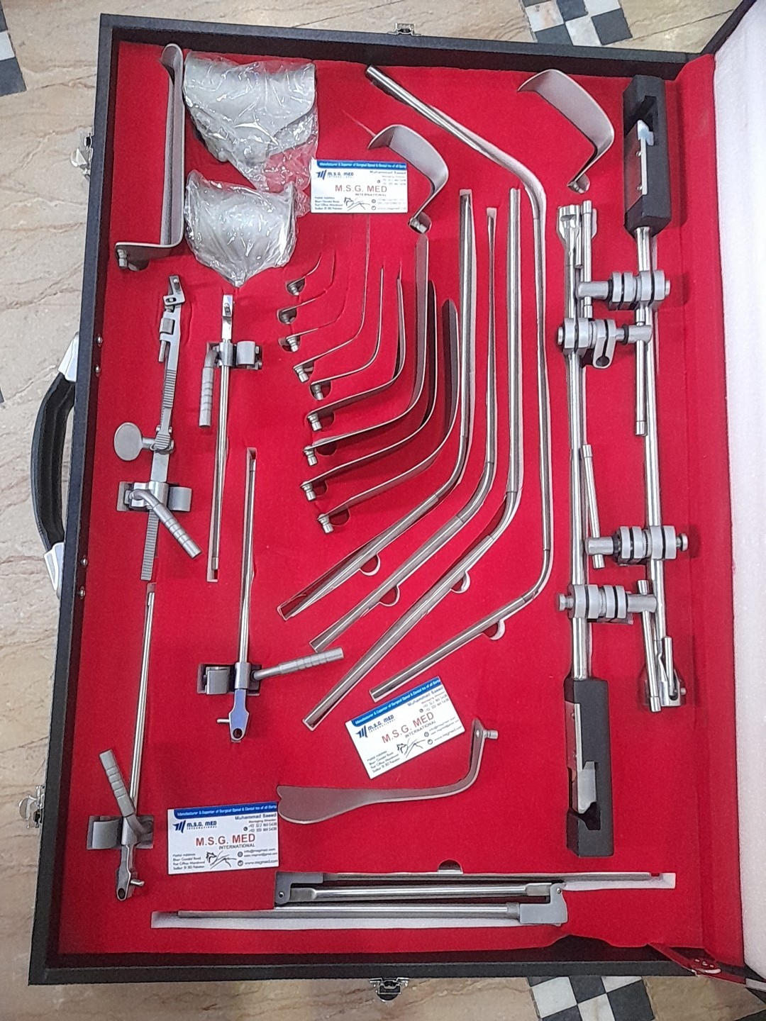 Professional Quality Thompson Retractor Complete Set Stainless Steel With Bag
