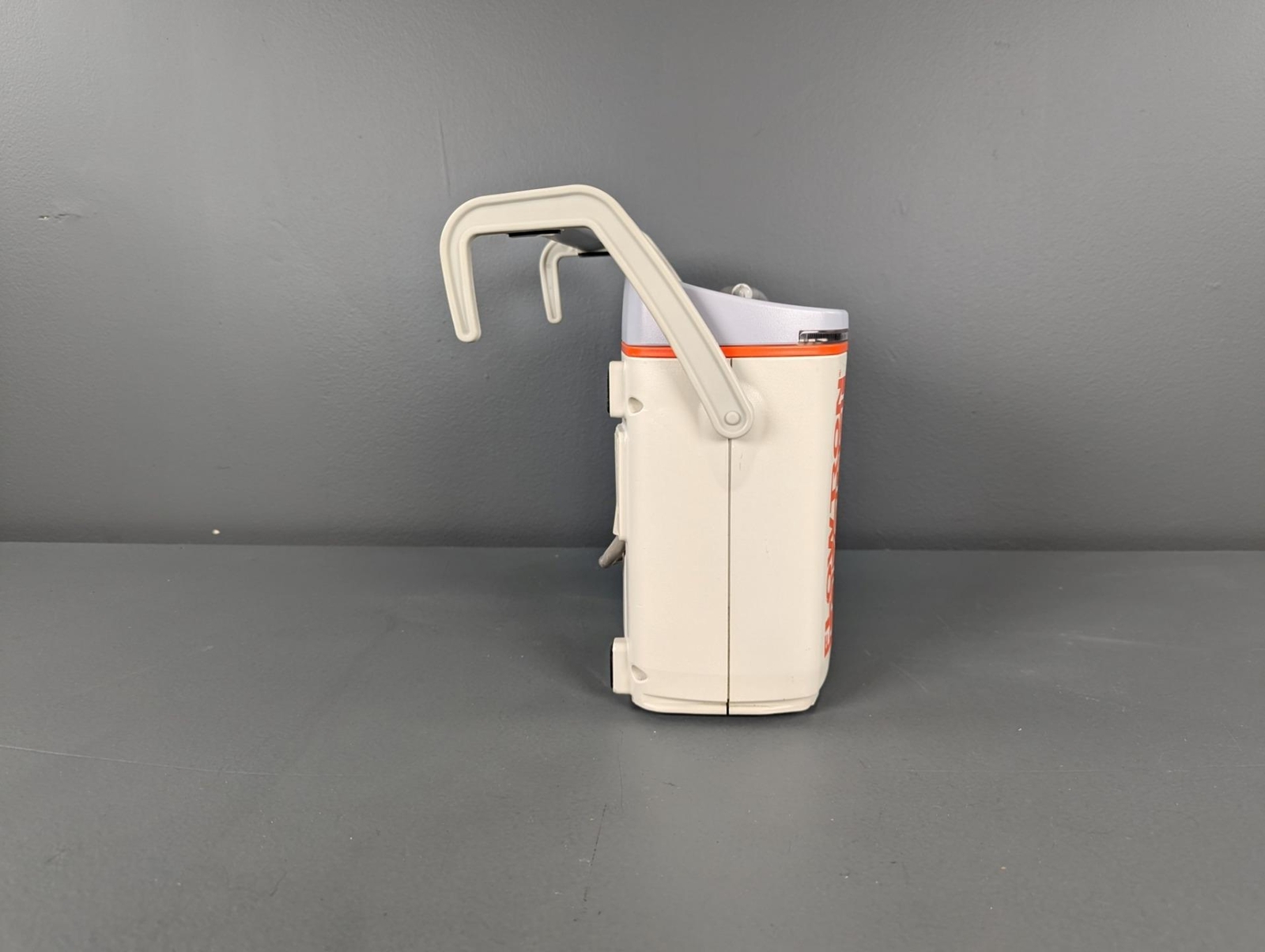 Huntleigh Flowtron Universal AC600 DVT Pump with Warranty & Large Calf Garments