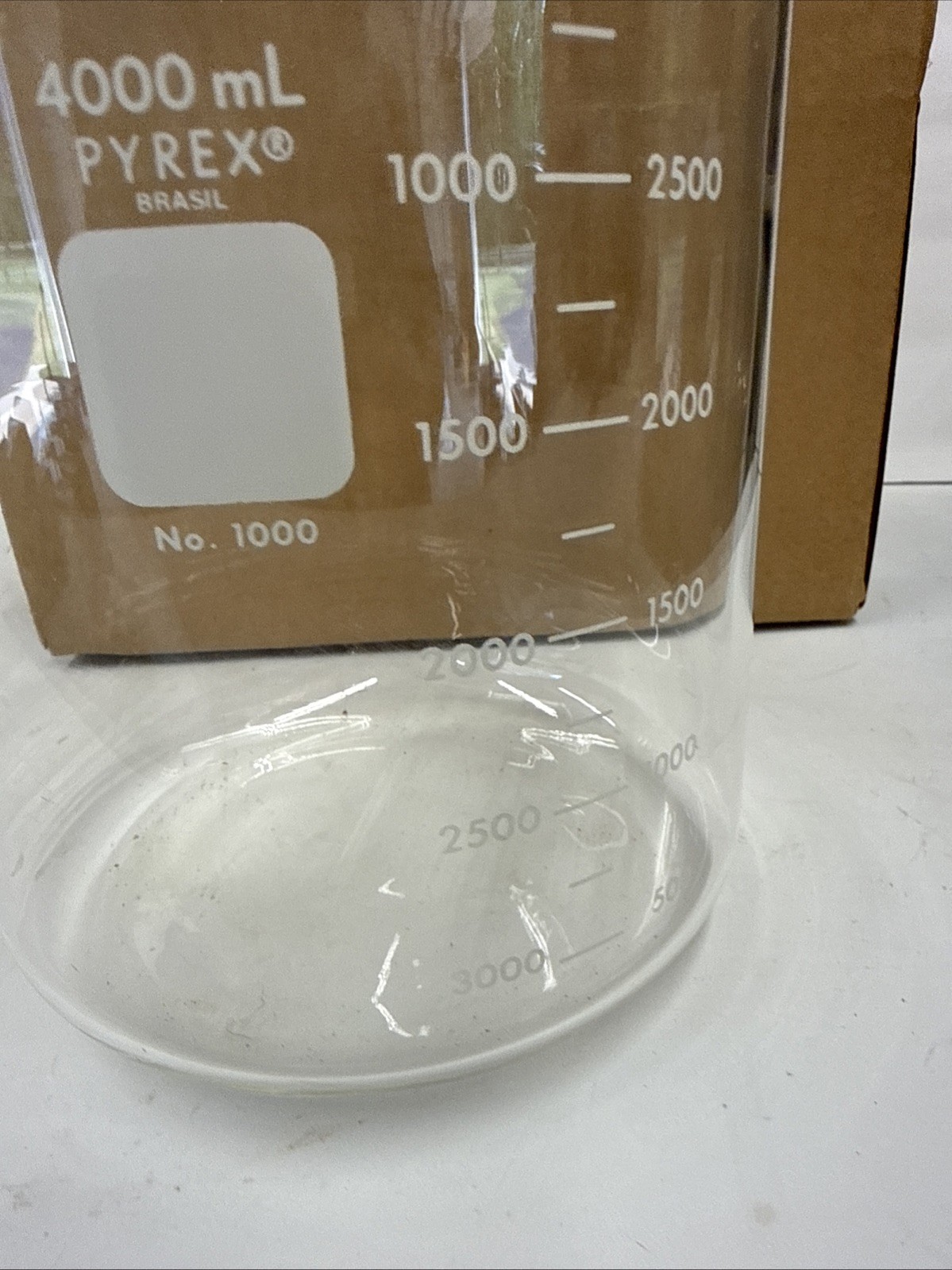 Pyrex 4000ml HEAVY-DUTY BEAKER Made in England Glass