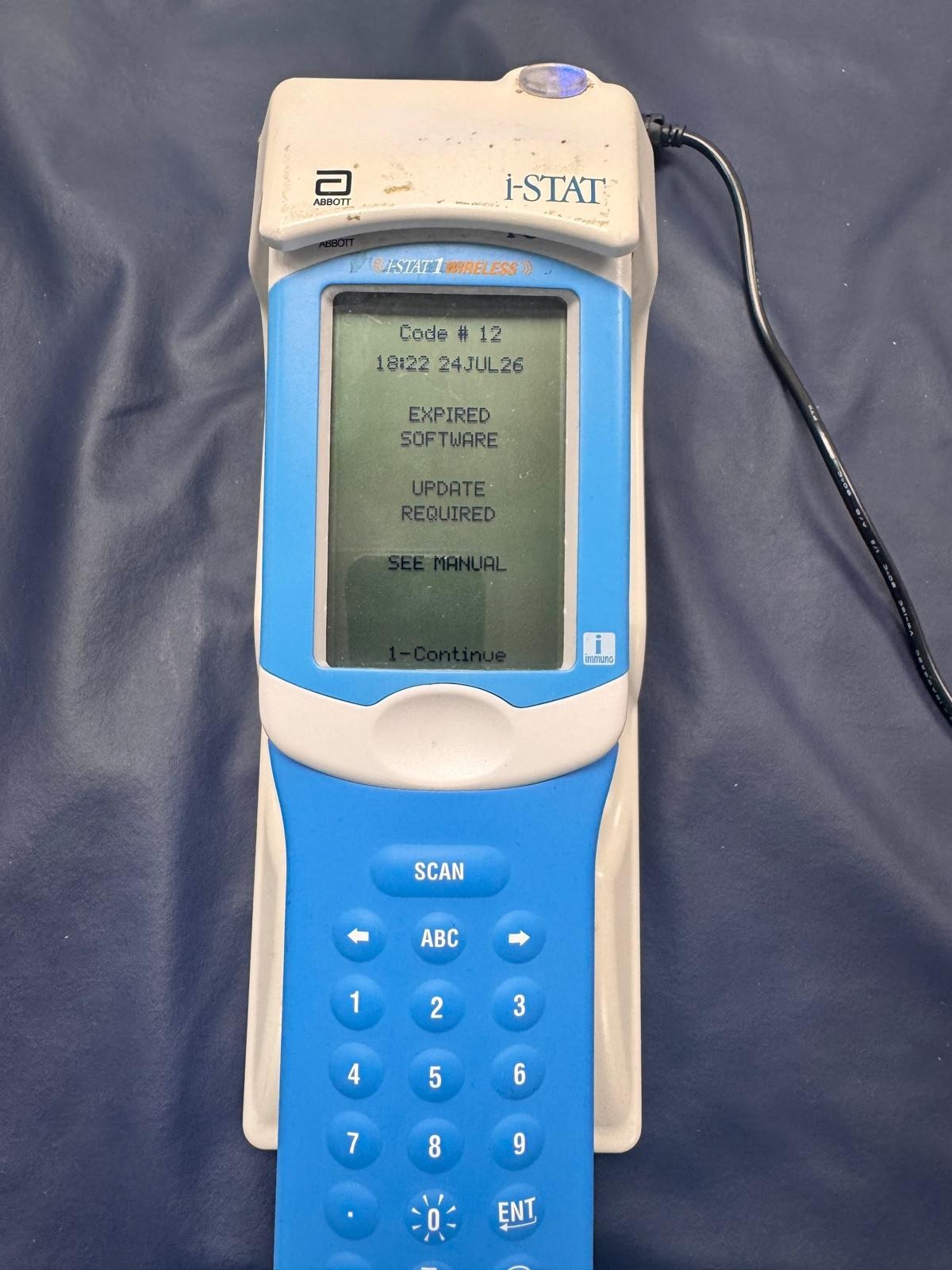 Abbott i-STAT 1 Wireless Blood Analyzer w/ Charger and Power Supply