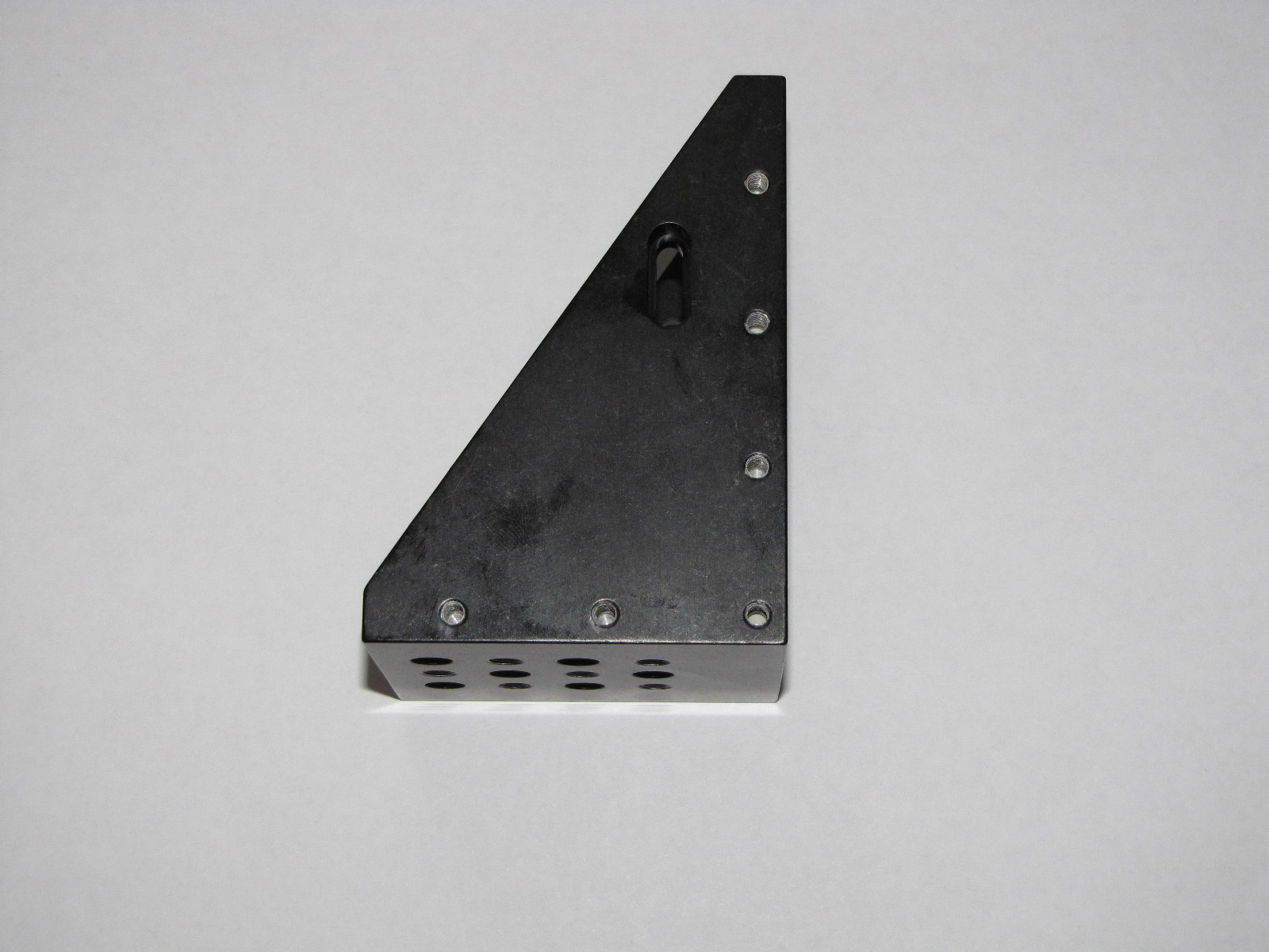 Angle Bracket 90 degree 360-90 4 x 2.5 x 2.375″