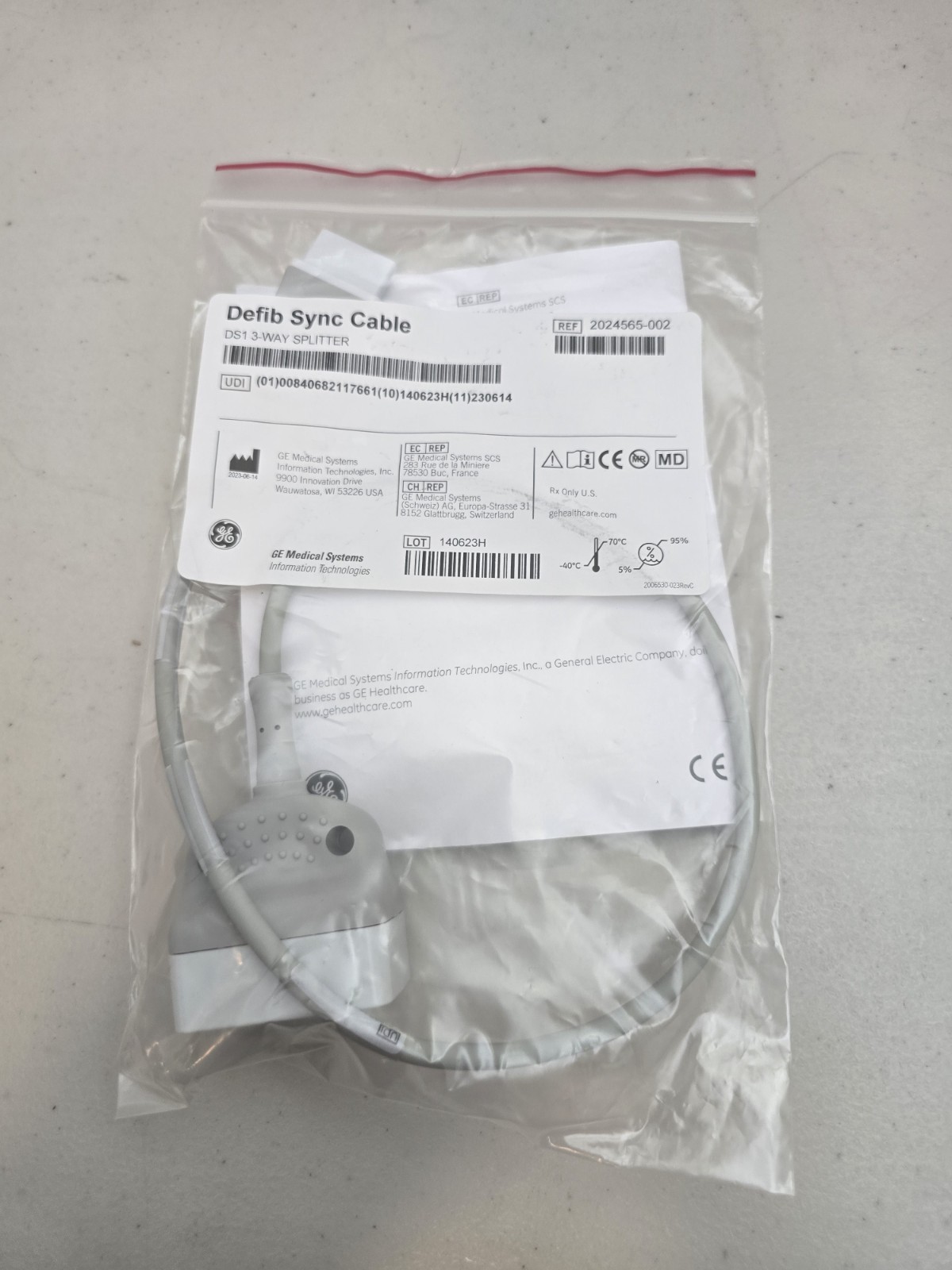 GE MEDICAL REF 2024565-002, Defib Sync Cable DS1 3-Way Splitter NEW in Packaging