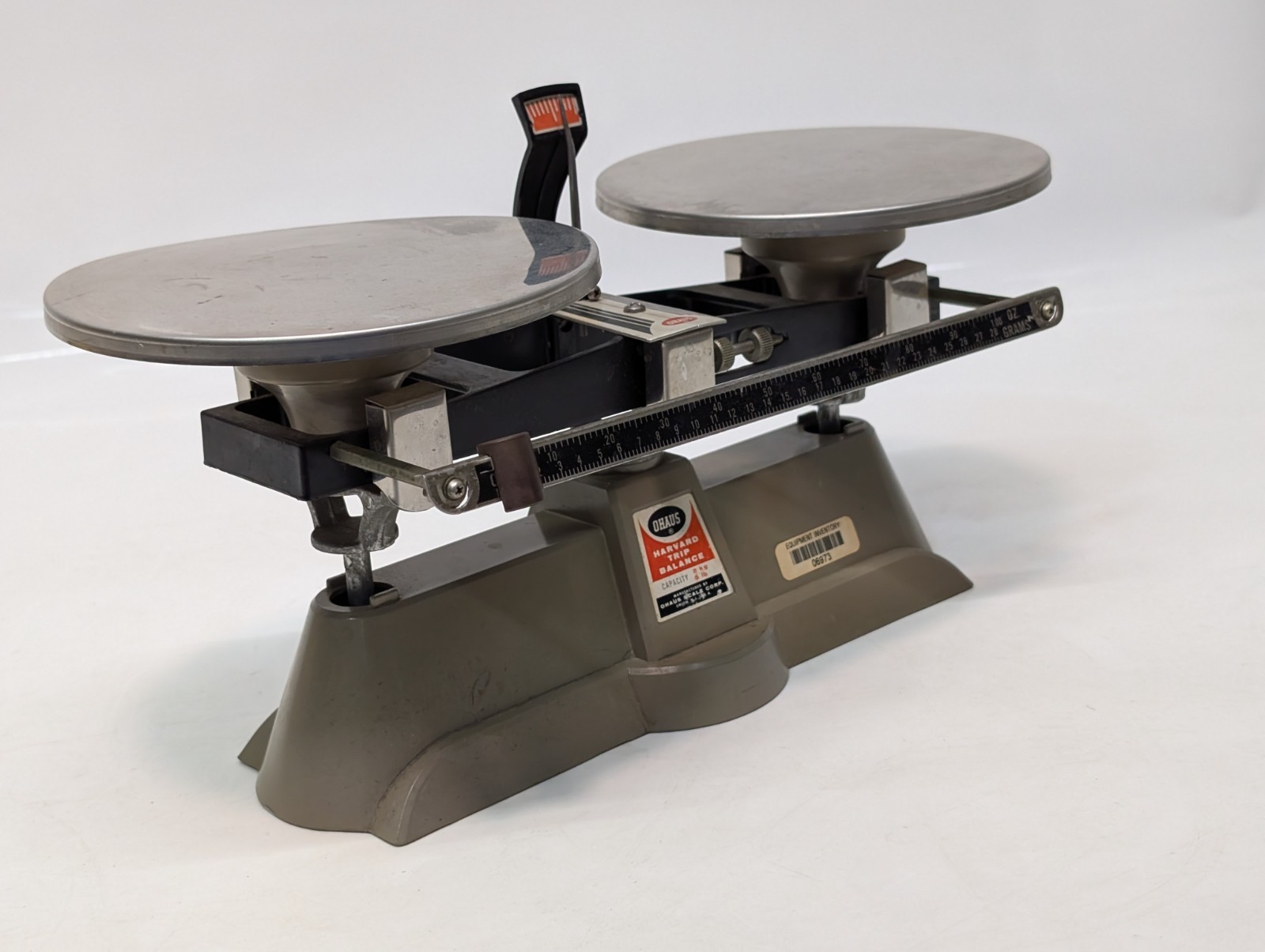 Ohaus Scale Corp. Harvard Trip Laboratory Beam Balance 2kg/5lb capacity, 1201
