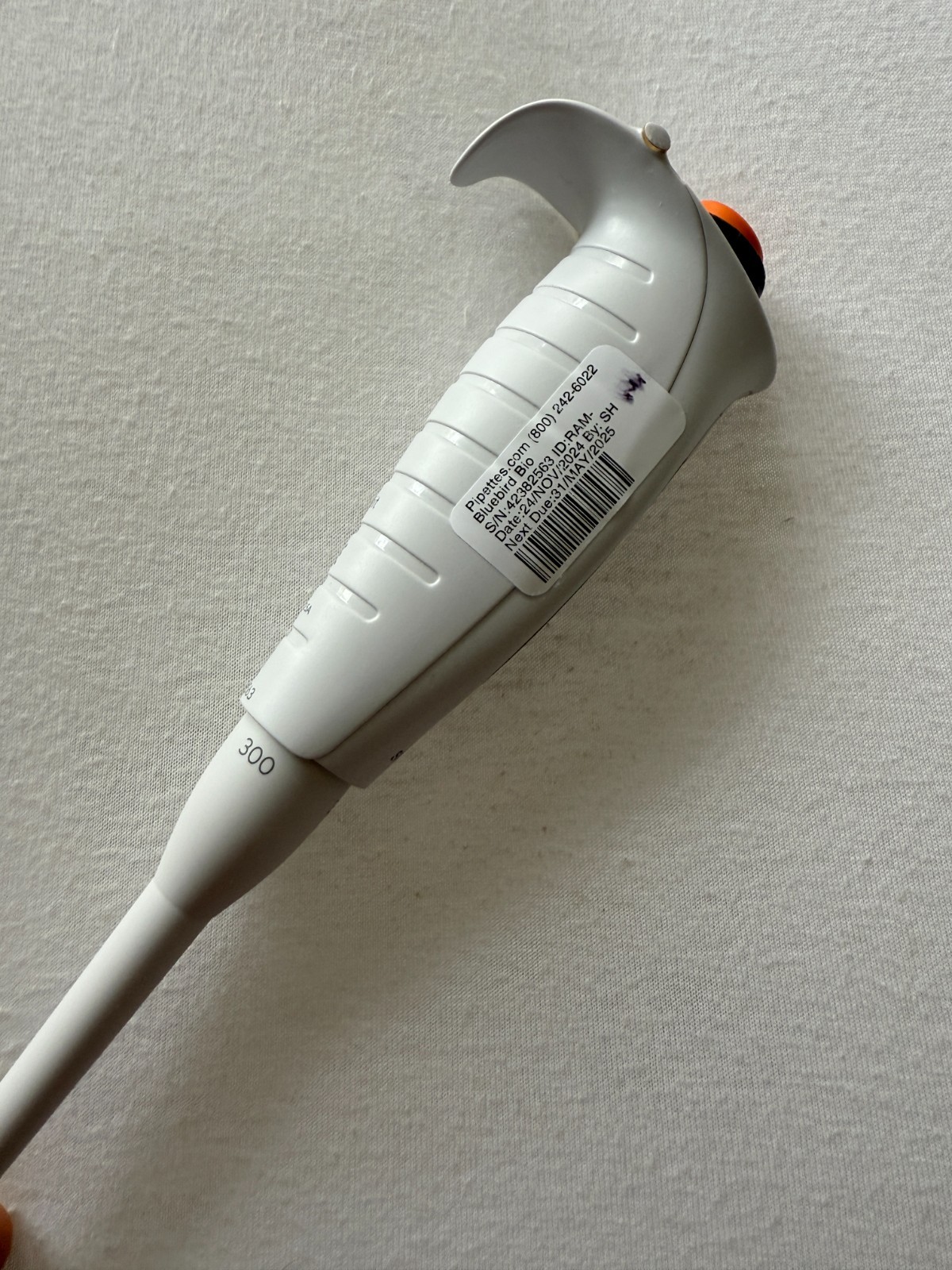 Sartorius ~ Picus 300 ~ 10-300ul ~ Single Channel ~ Biohit ~ Calibrated
