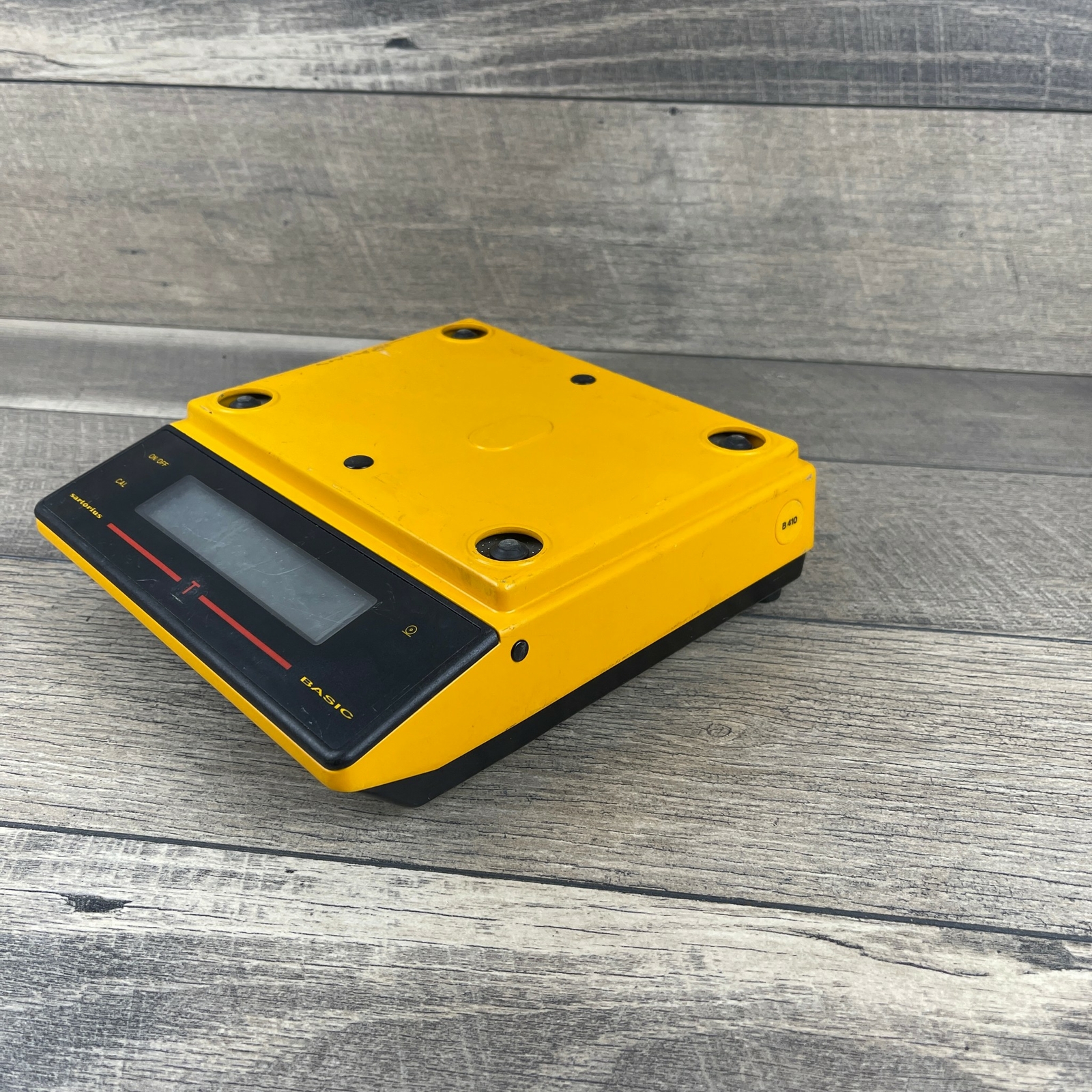 Sartorius Basic B410 Orange/Black Scale Balance Please See Pictures/Description