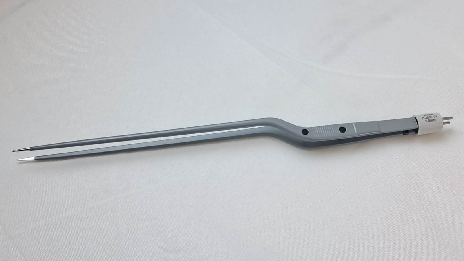 Aesculap US188 Hardy Bipolar Forceps 1.0mm Tip Insulated 6″