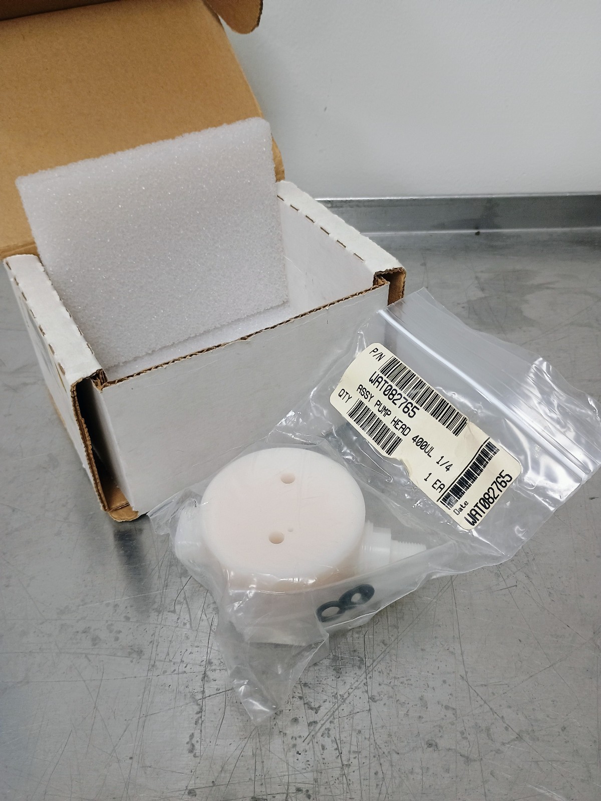 Waters OEM Pump Head Assembly WAT082765 400uL 1/4