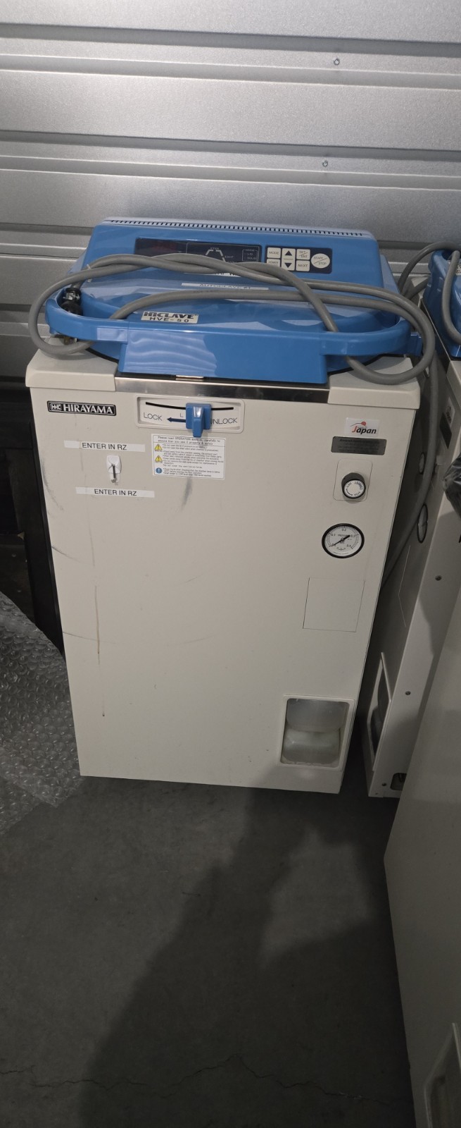Hirayama HVE-50 Autoclave Sterilizer – 54L, 120V, US Seller FREE SHIPPING