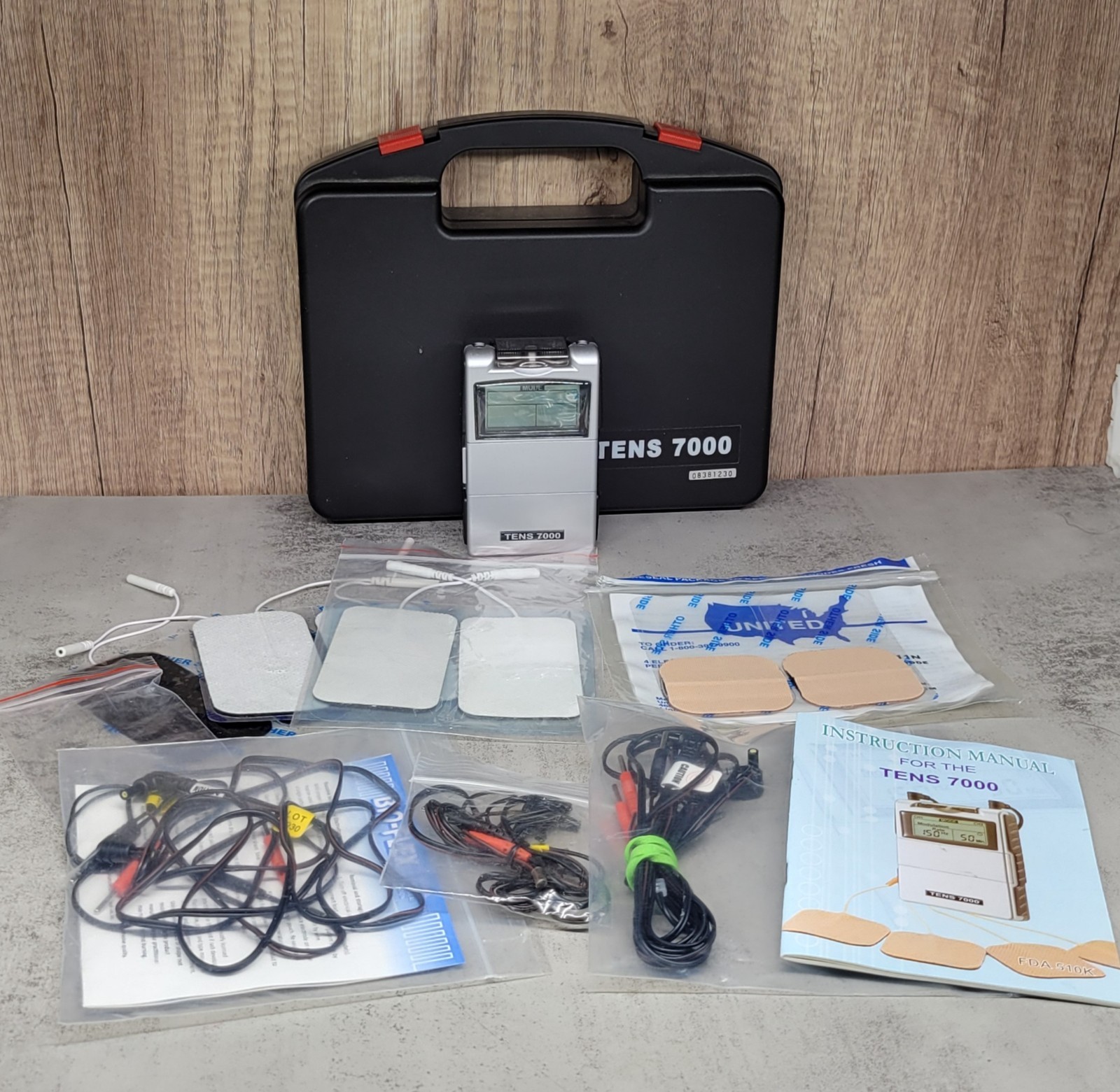 TENS 7000 Digital Pain Management Unit with Case Pads and Instructions WORKS!