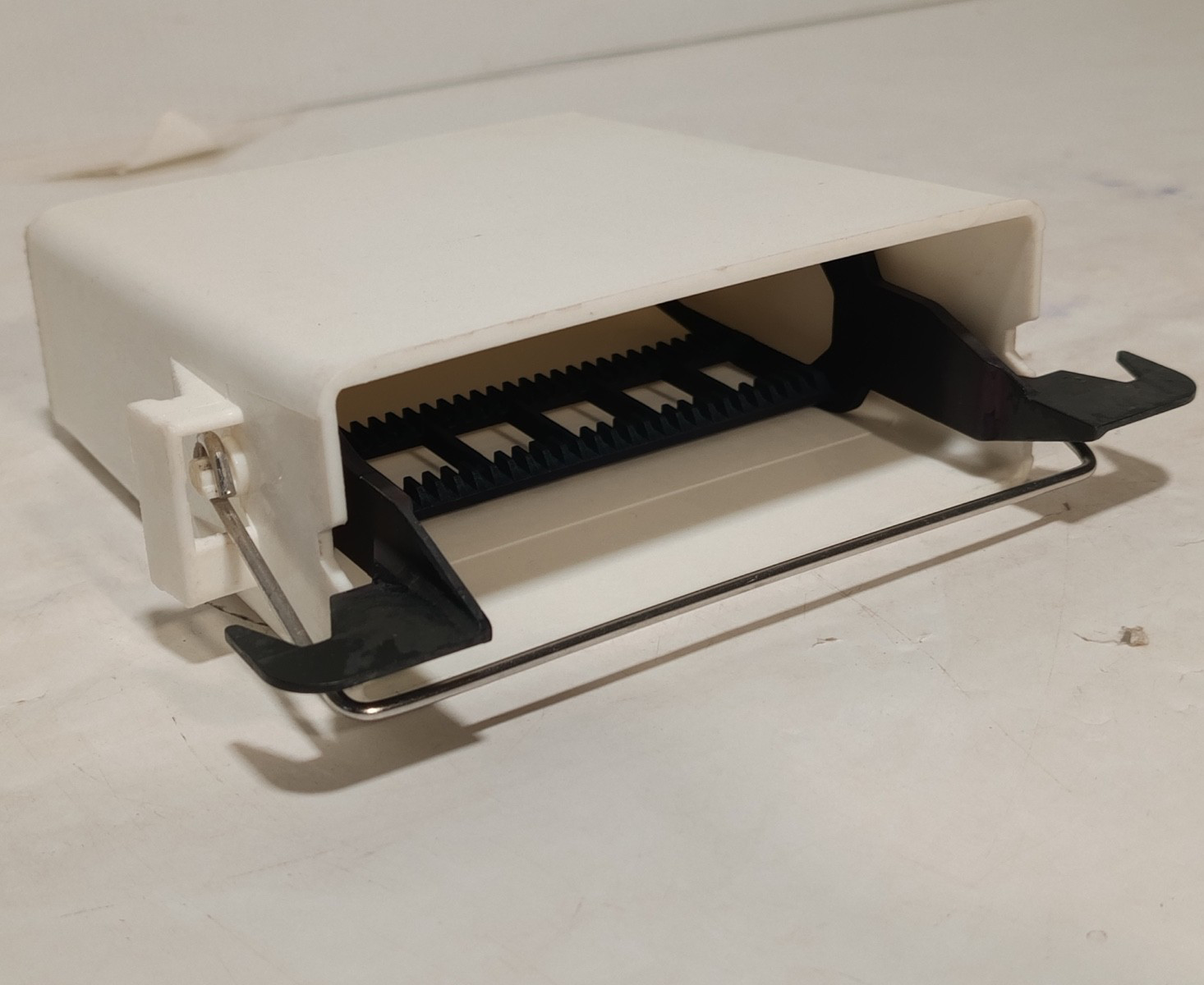 Unbranded Laboratory Microscope Slide Stainer Rack and Jar, As Shown