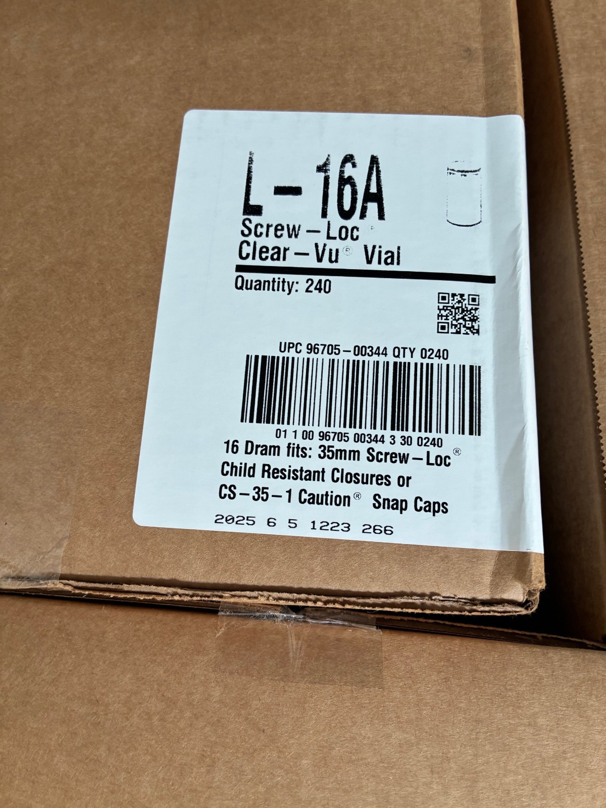 Centor L-16A Screw-Loc 16 Dram Prescription Vial New (60 cases; 240 EA/Case)