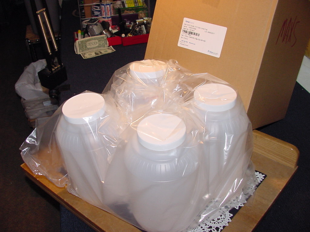 Fisherbrand FB02912036A WM HDPE Bottle, PE Foam Lined Cap, 128oz., Case of Four!
