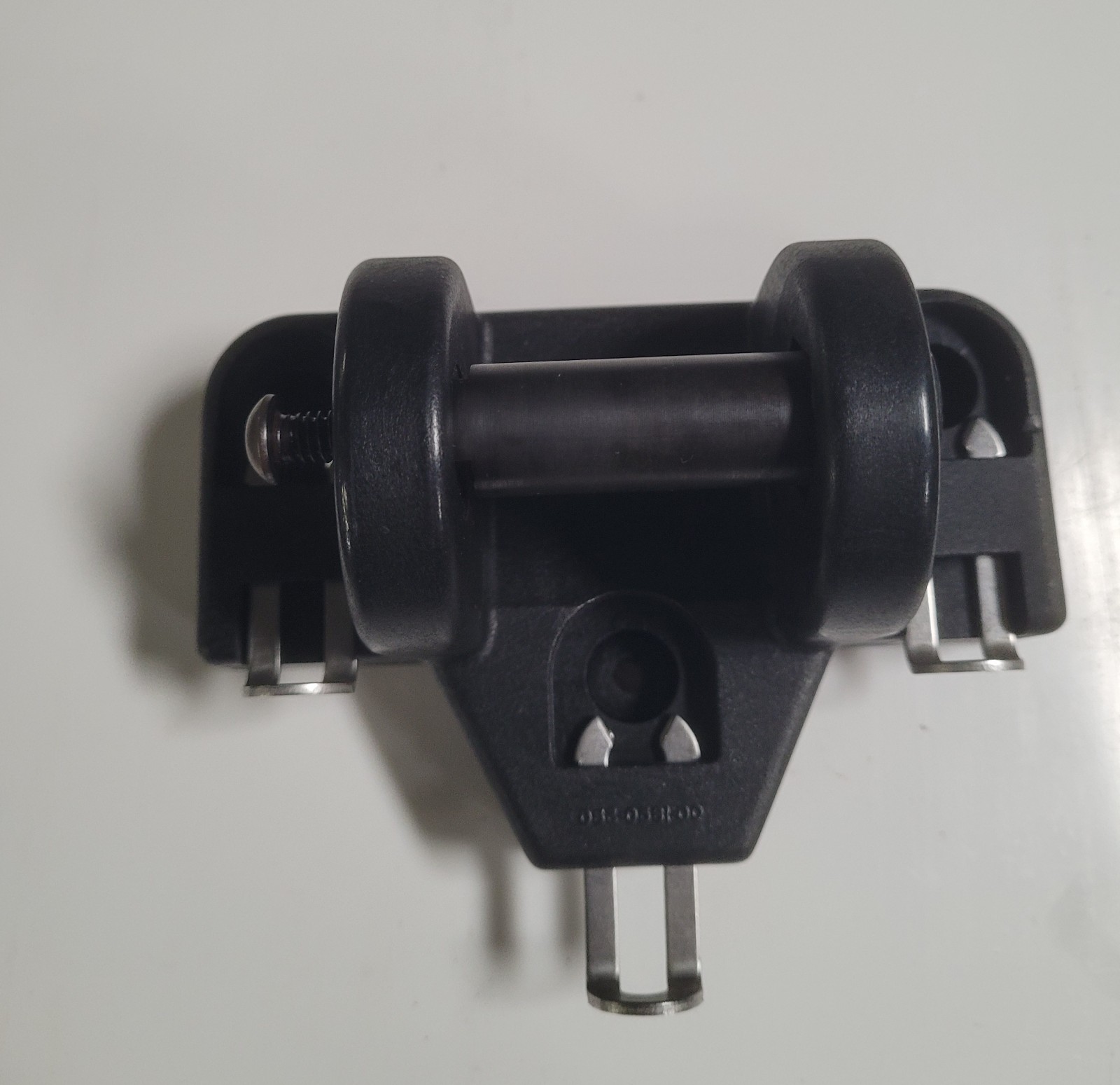 Midmark 491/75L/230 Headrest Mounting Bracket