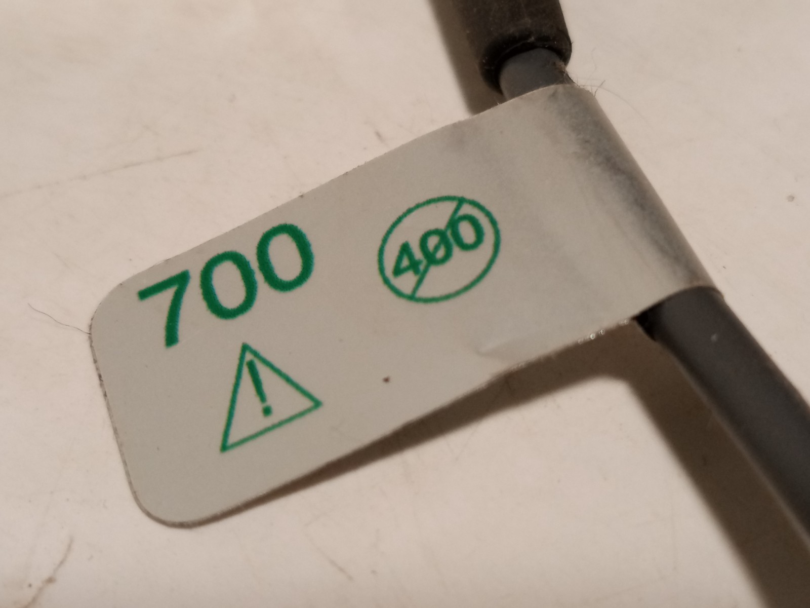 Unknown 701 Medical Temp. Sensor Probe *+H2977C10/$$70224026069/16D20210823H*
