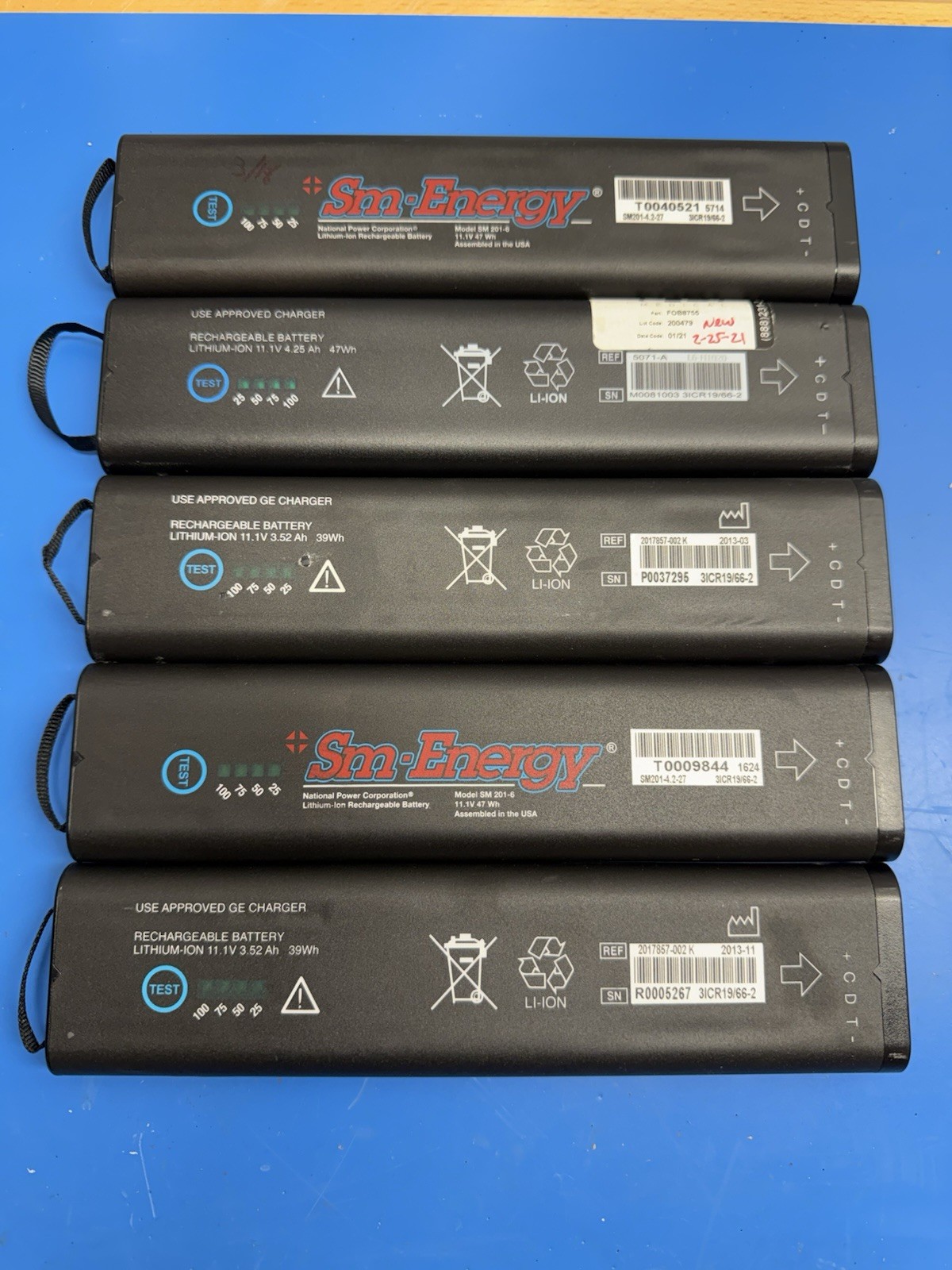 GE DASH 3000 4000 5000 BATTERY 2017857-002 Compatible Mixed Third Party Brand