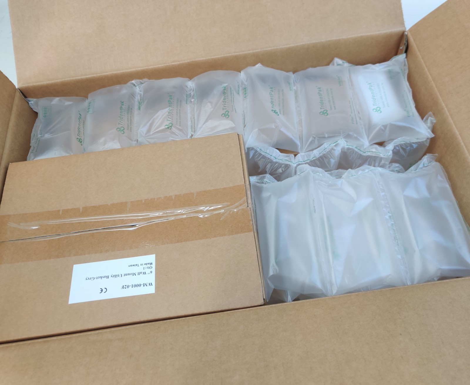 Welch Allyn Connex Vital Sign Monitor 6000 WIFI EMR Conn 65NTXX with Accessories