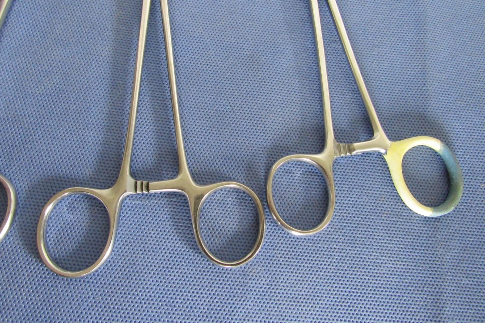 Lot of 4 Babcock Tissue Forceps Pilling & Unbranded (name faded) High Quality