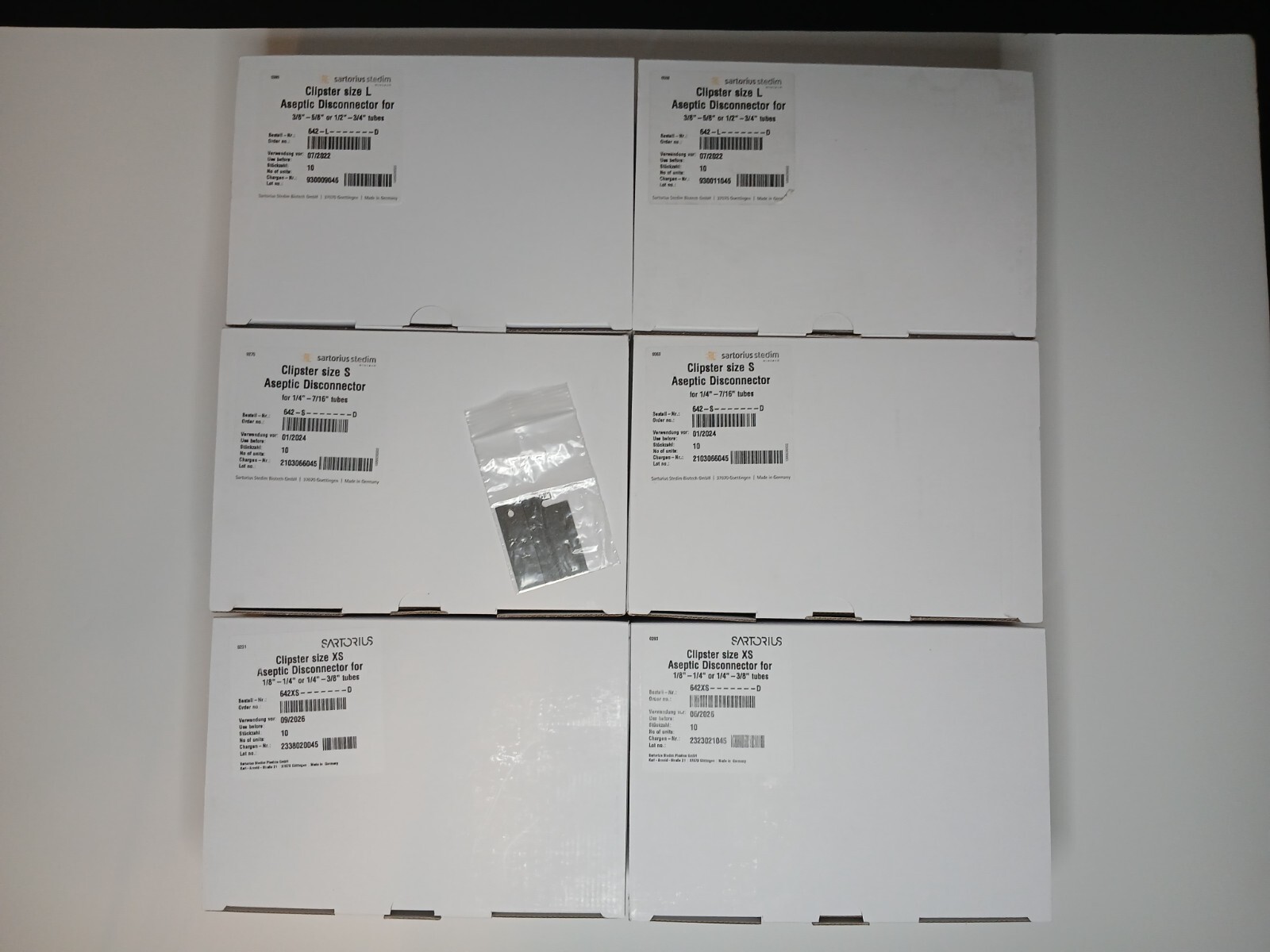 2x Unused Sartorius Clipsters, Large (L) & Extra Small/Small (XS/S) wConsumables