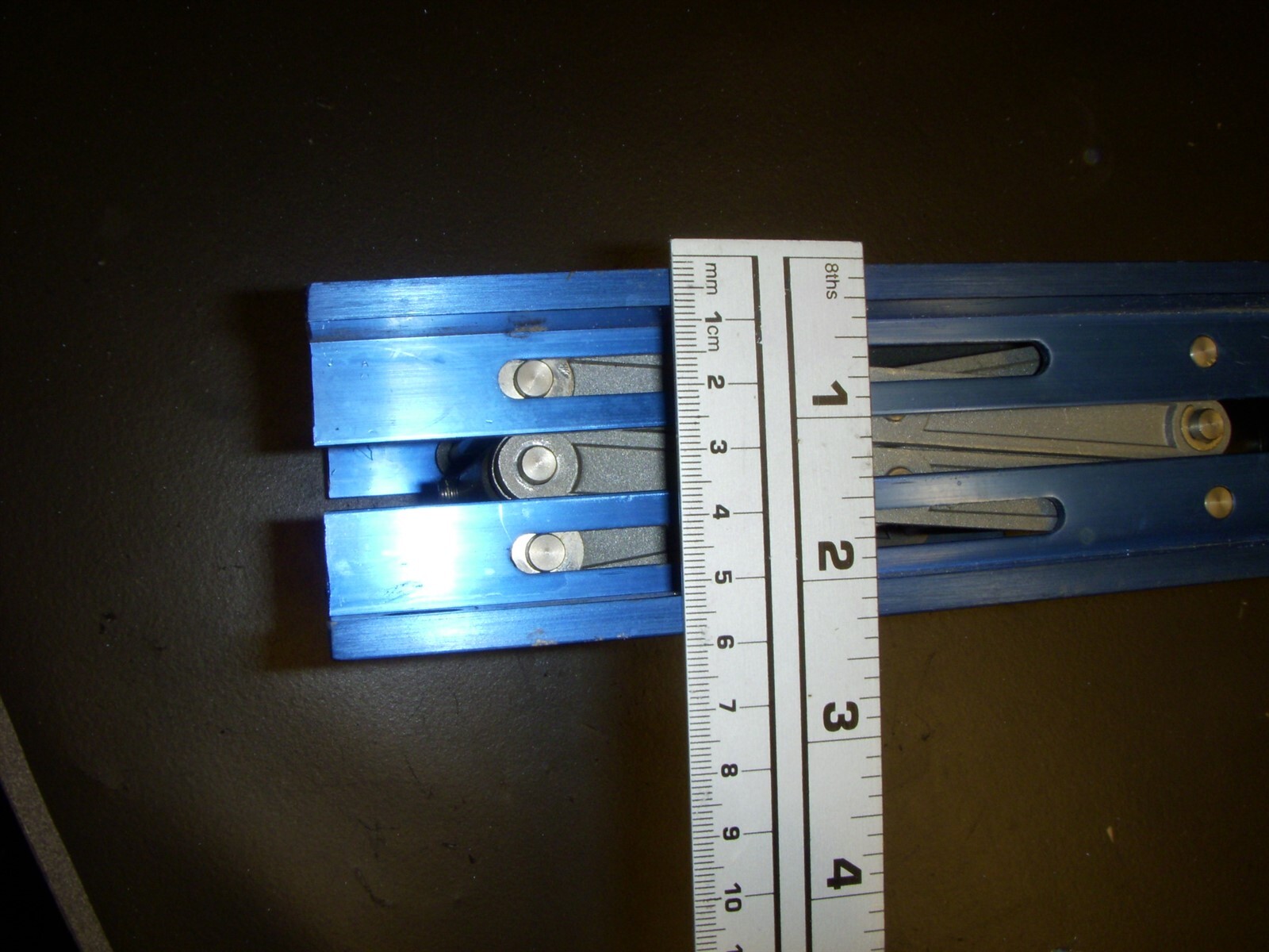FisherBrand 14-673-52 8″ x 8″ Lab Jack (2.25 to 11 in.)