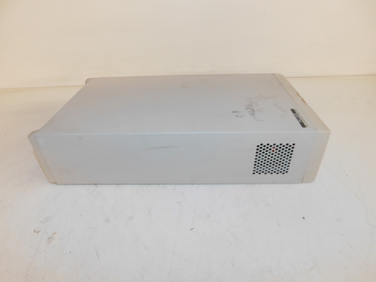 PHILIPS PM 2811 PROGRAMMABLE POWER SUPPLY 30V/10A/60W (LWP58)