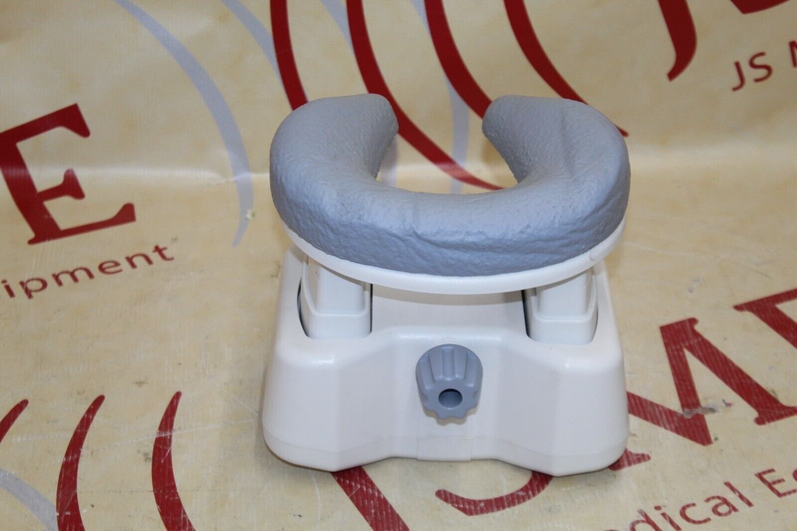 USA Instruments Liberty 9000 8-CH Breast Coil Headrest