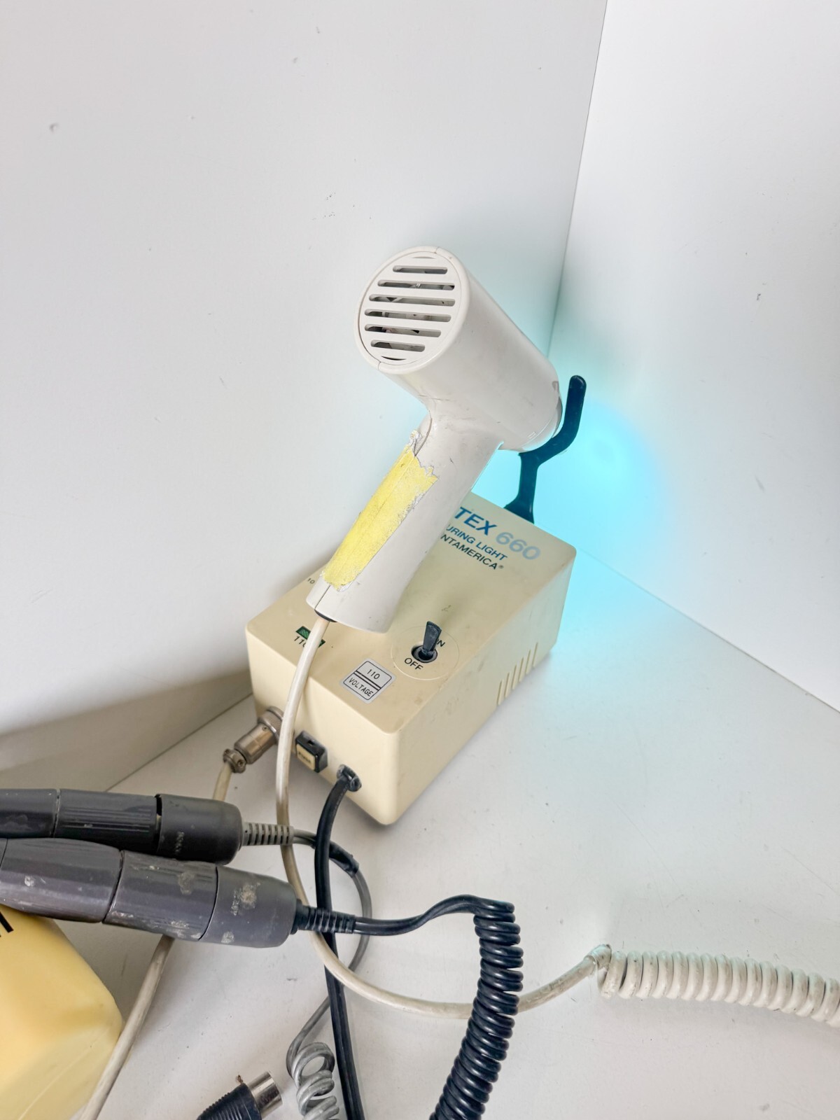 USED Litex 660 dental curing light Microlab 350 control, 2 tools, cables EL05