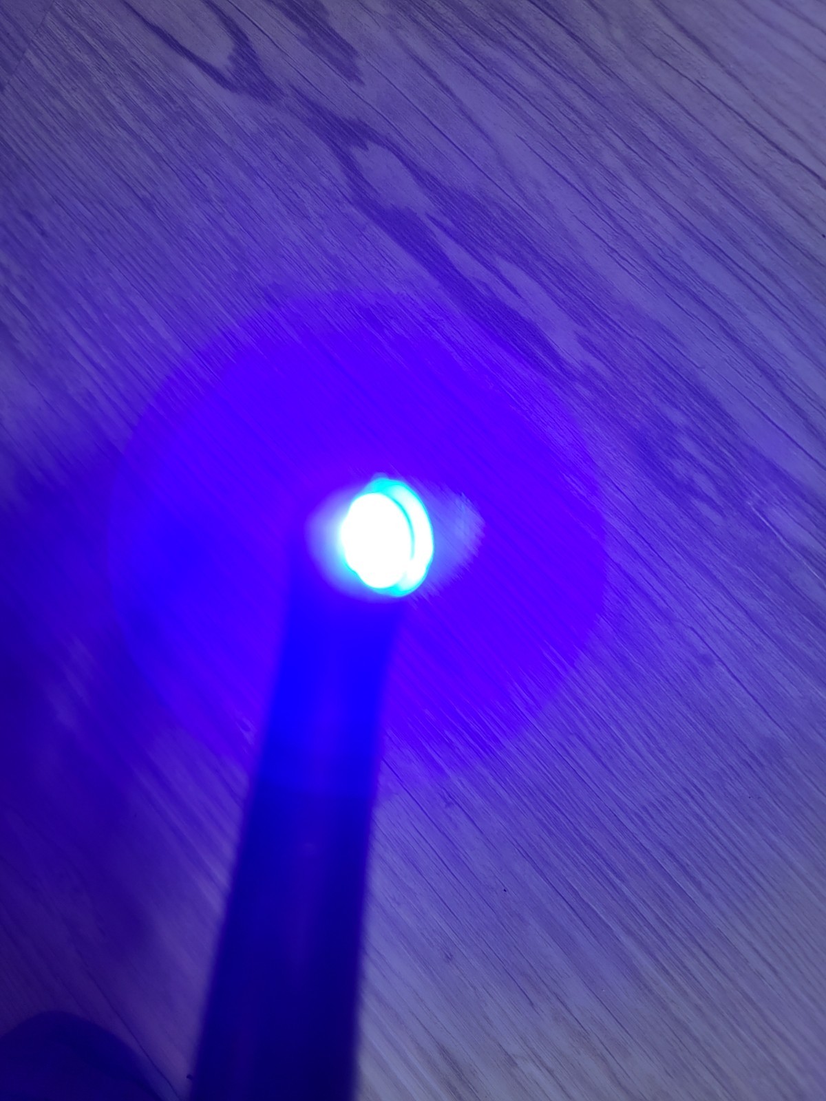 Ultradent Valo Curing Light – SEE DESCRIPTION