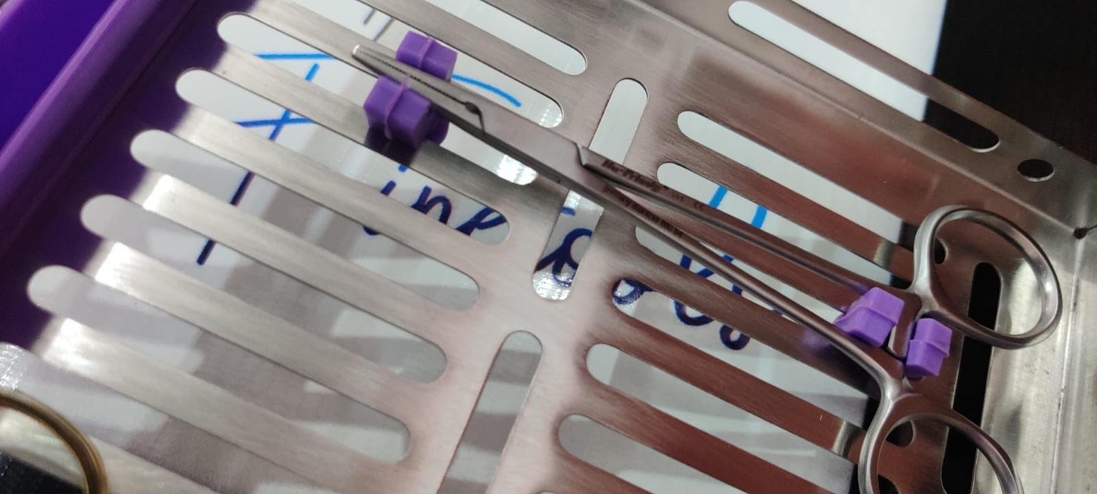 Hu-Friedy Buser Implant and Membrane Surgery Kit of 23 pieces with Cassette