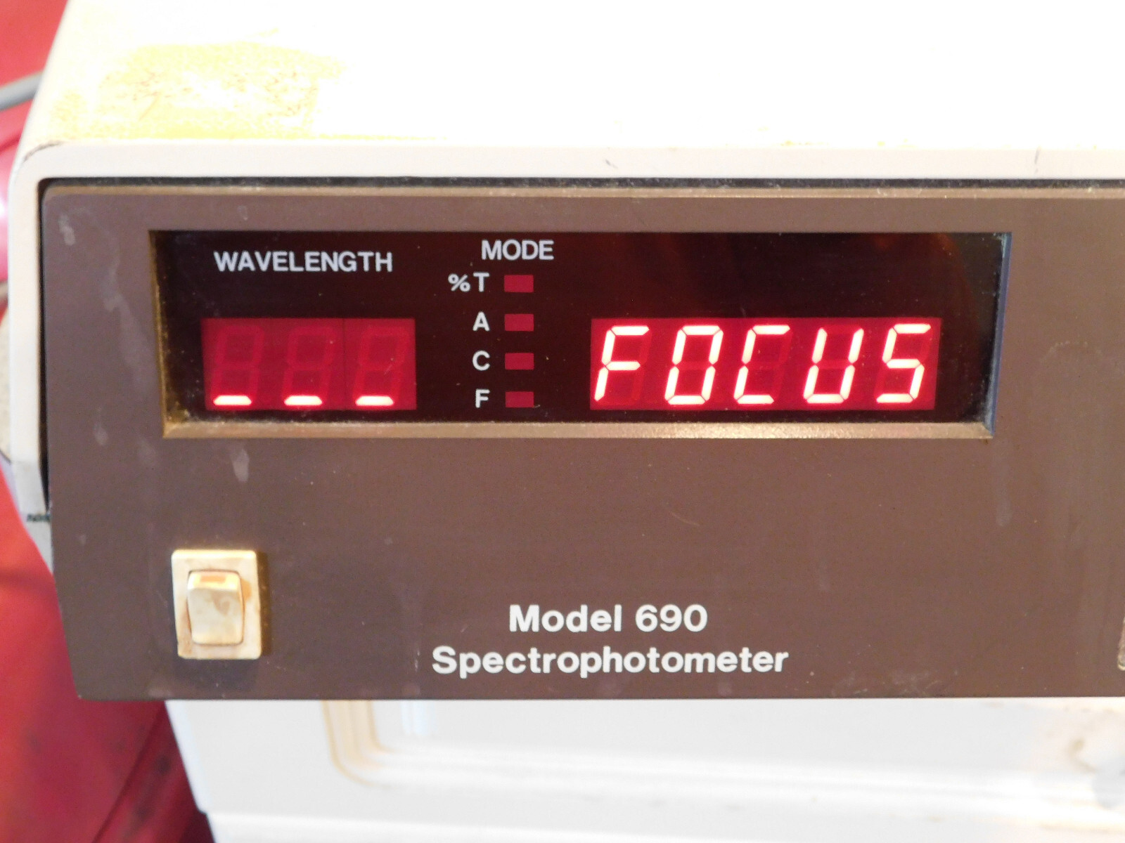 690 Spectrophotometer Sequoia Turner **Guaranteed 60 Days**