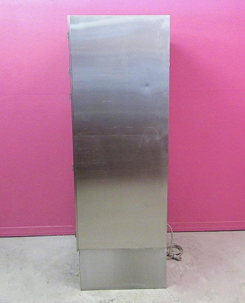 Getinge 5624 Solution Blanket Warmer Digital Upright Warming Cabinet 17.5 cu/ft