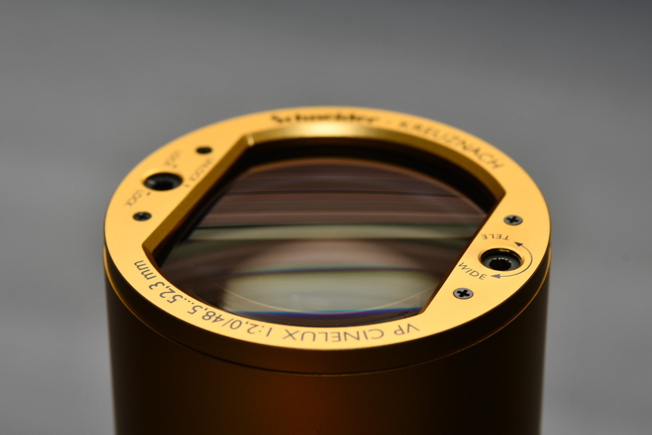 Schneider-KREUZNACH VP CINELUX 1:2,0/48,5…52,3mm/ 35mm FILM
