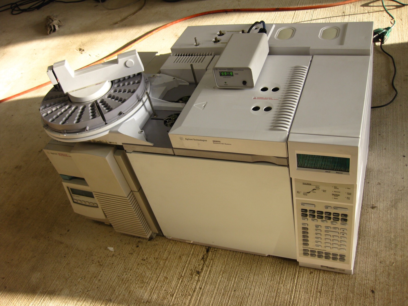 Agilent 6890N 5973N Diffusion Pump GCMS System 60 Days Warranty
