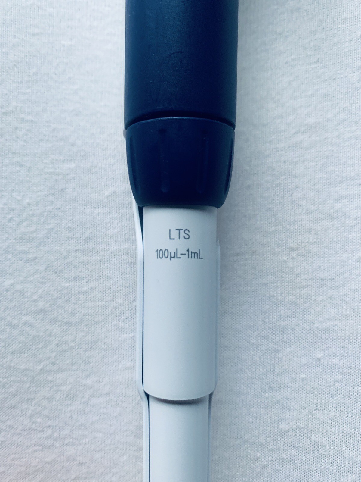 Rainin L-1000 XLS Pipet Lite ~ LTS 100-1000ul LTS ~ Single Channel ~ Calibrated