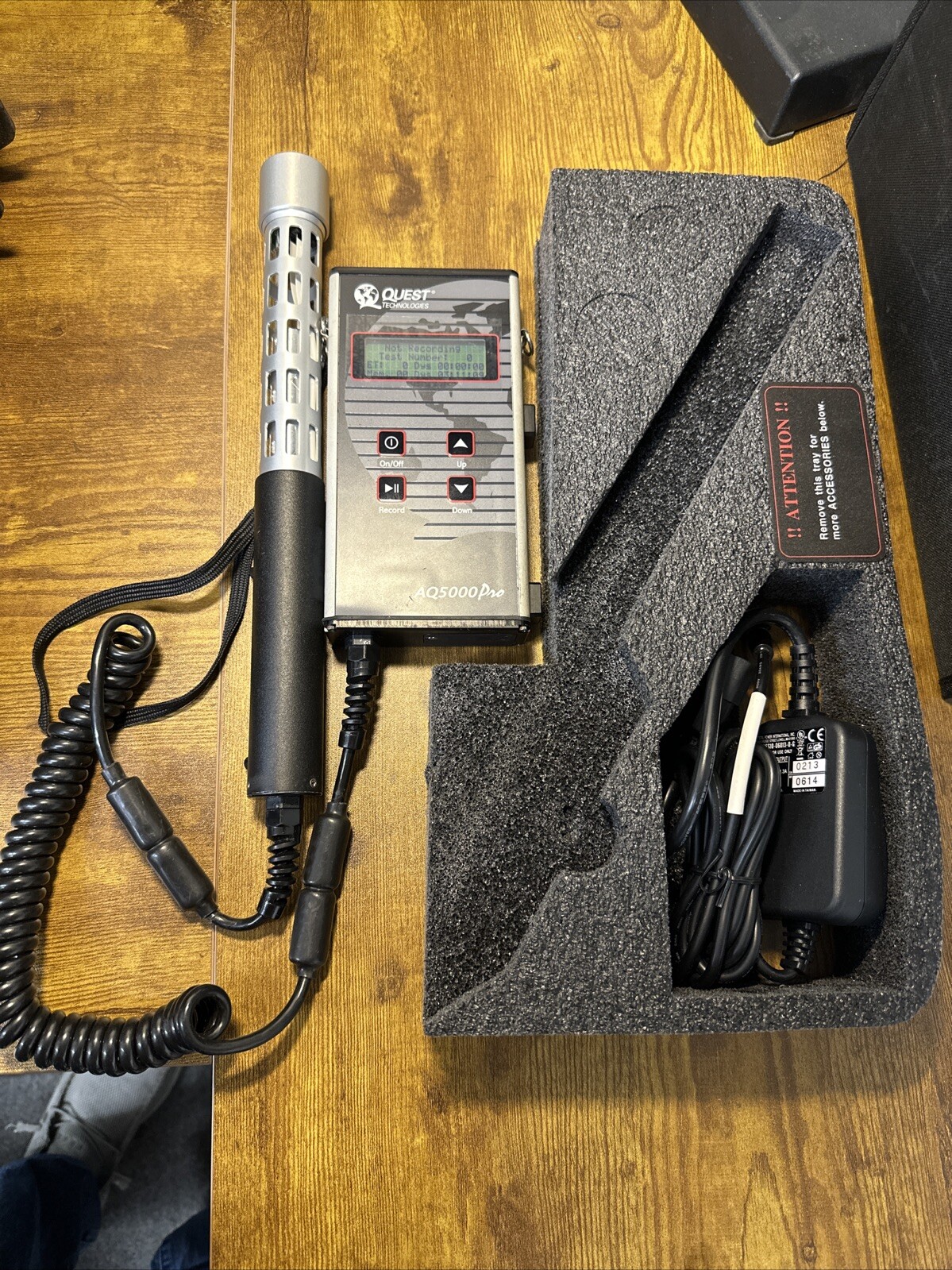 QUEST TECHNOLOGIES AQ5000 PRO INDOOR AIR MONITOR