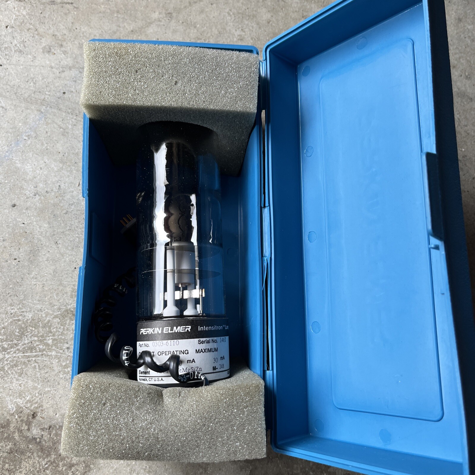 PERKIN ELMER INTENSITRON LAMP 0303-6110 30 mA ELEMENT