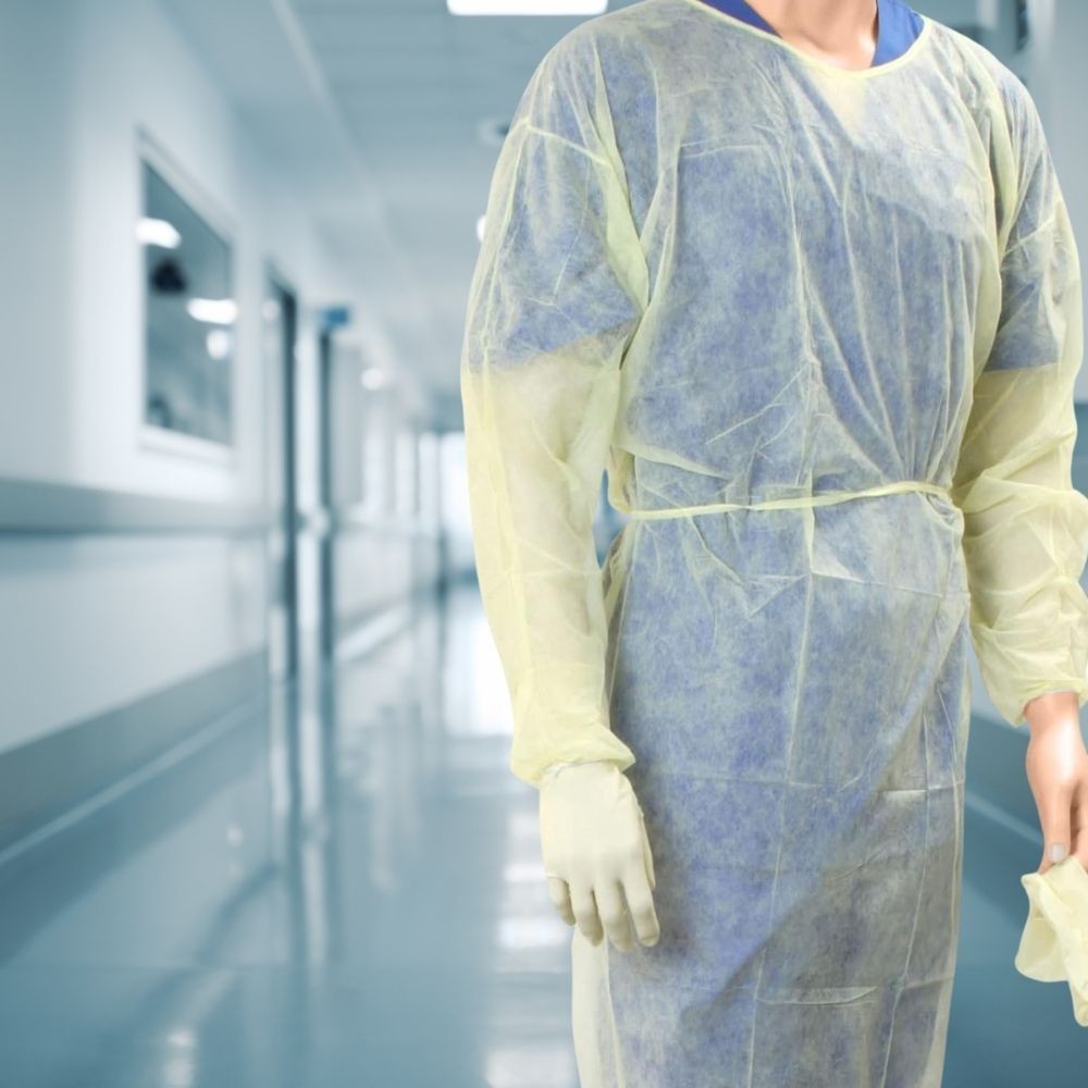Dynarex Disposable Isolation Gown, Yellow, 50 Gowns – MS-89540