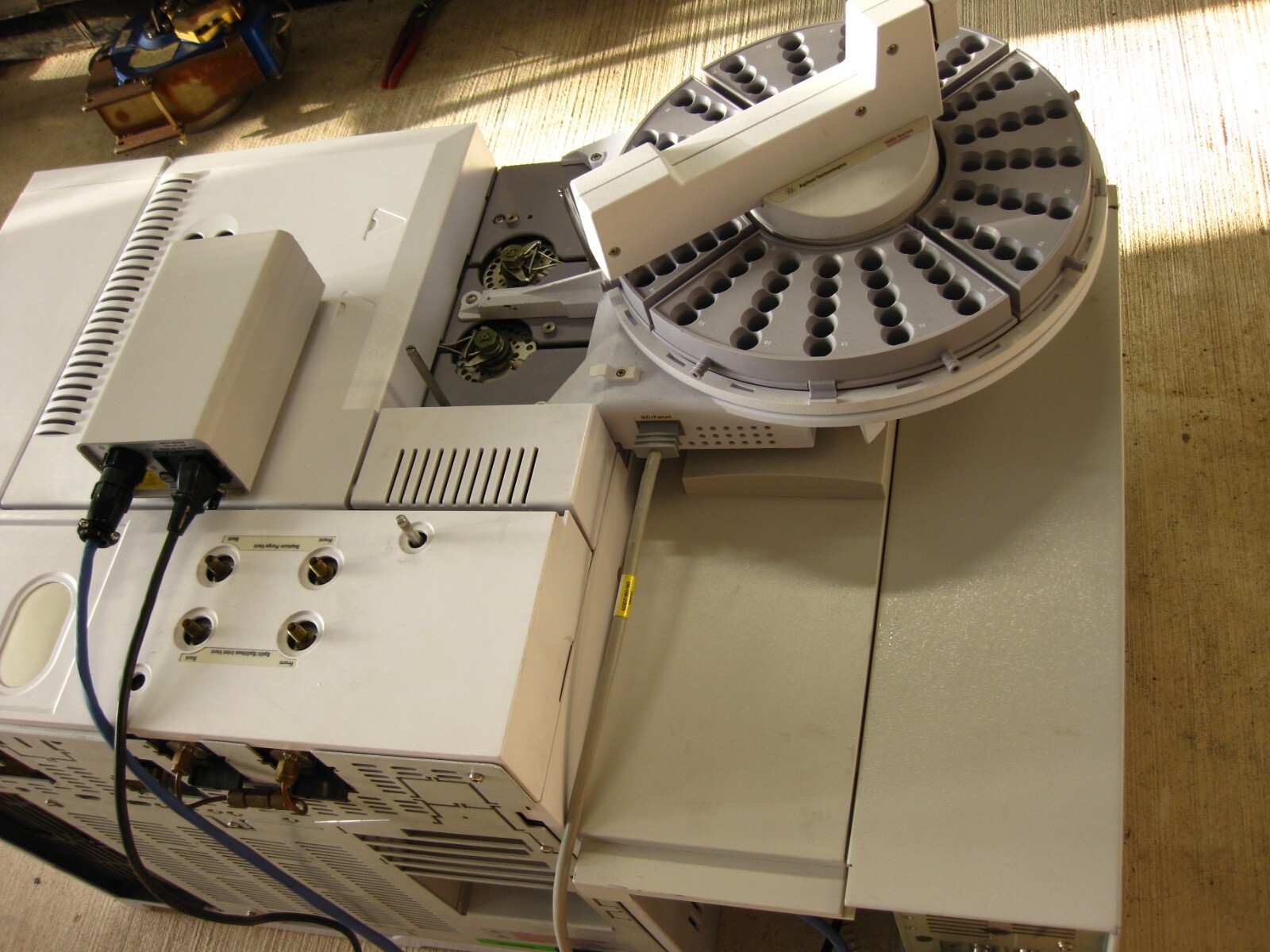 Agilent 6890N 5973N Diffusion Pump GCMS System 60 Days Warranty