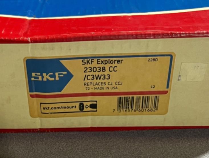 ONE (1) SKF Explorer 23038CC/C3W33 Roller Bearing US SELLER – In Stock NDA Avail
