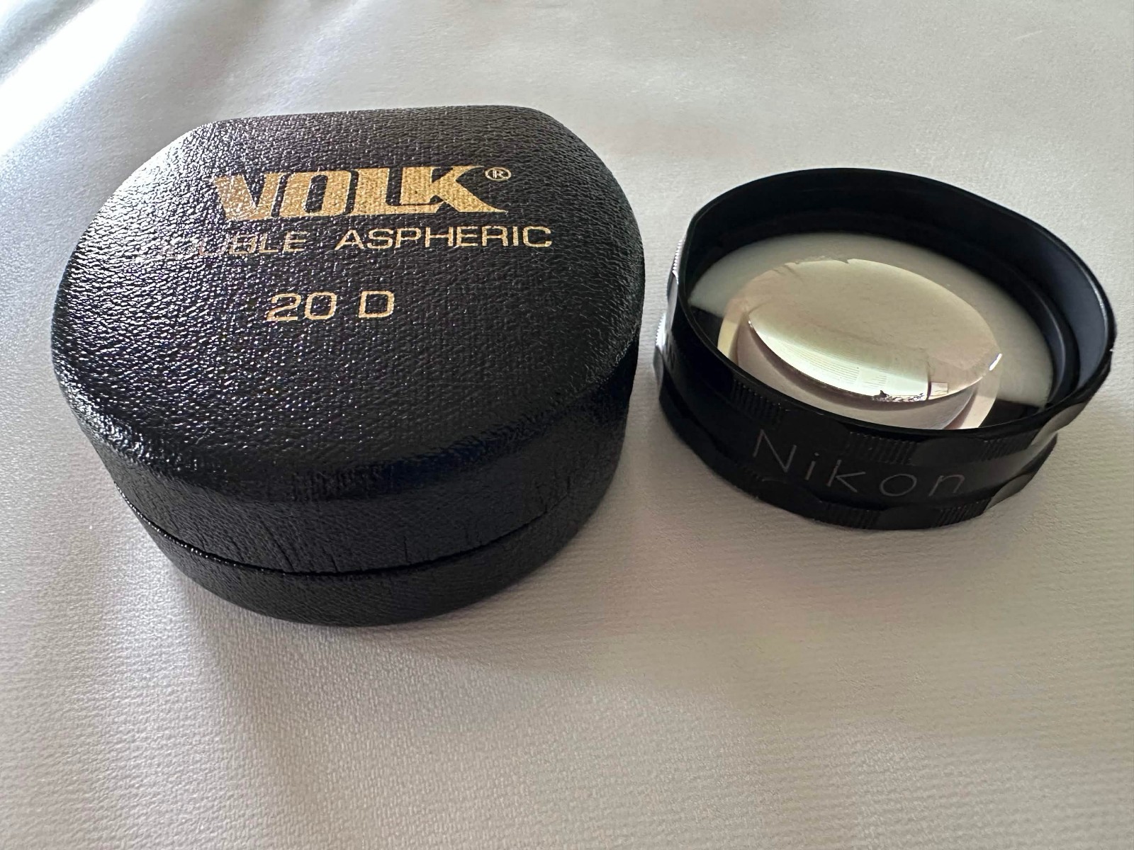 Nikon 20D (dptr) Clear Coat Lens, Ophthalmology/Optometry, MINT, with Volk Case