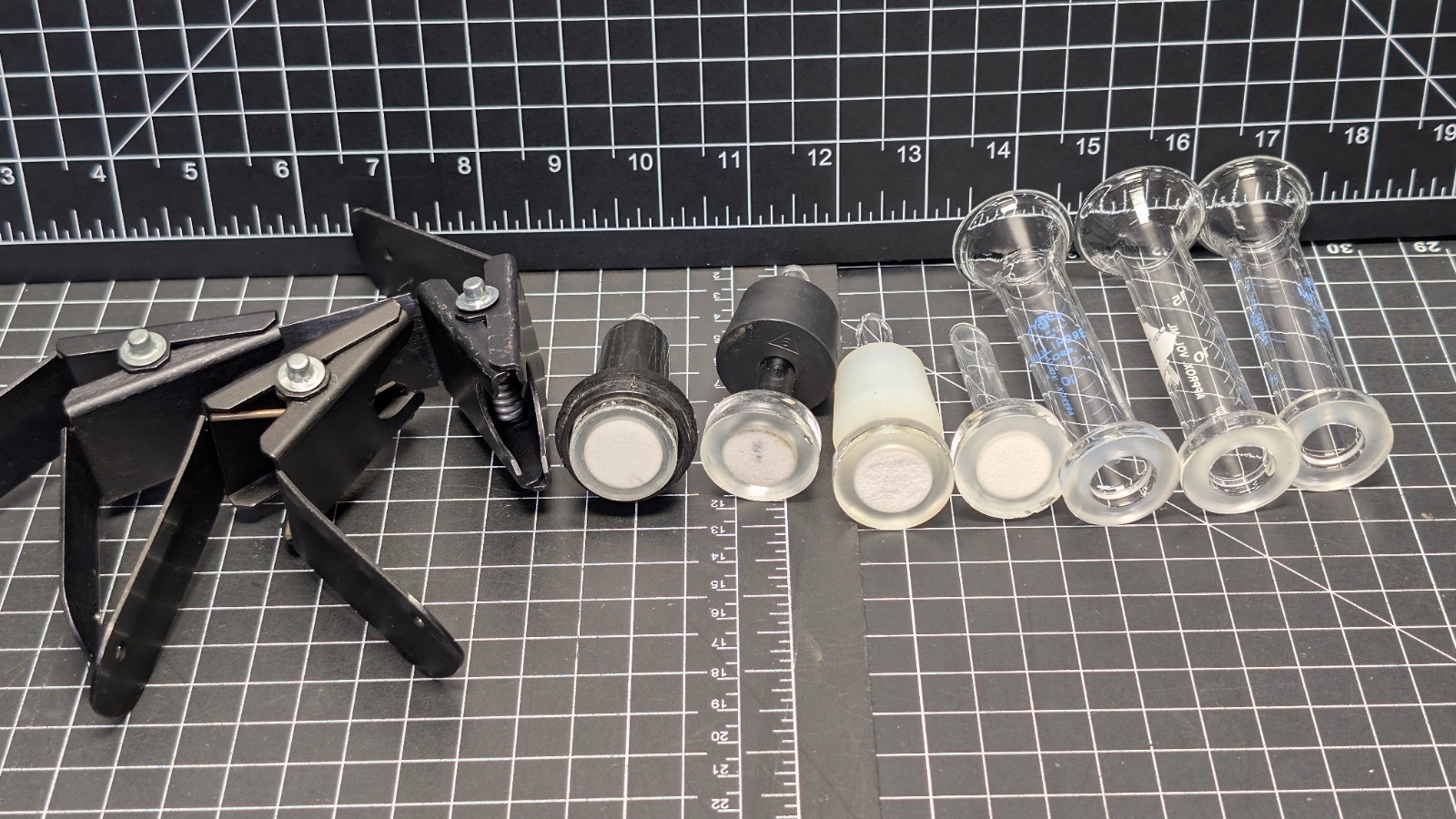 Millipore Pyrex 15ml Vacuum Filter Microfiltration frit pyrex µm XX1012500 25mm