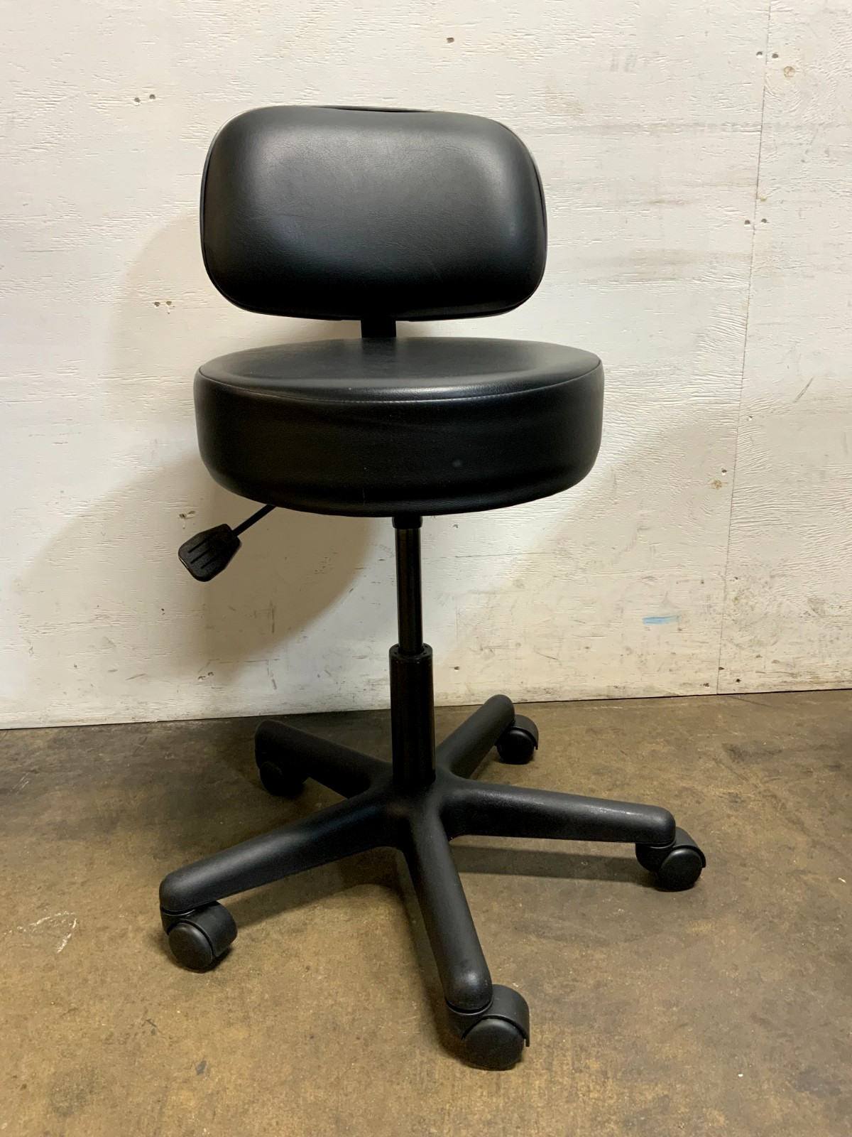Brewer Company Examine Table Stool 5000 Medical Adjustable Access Doctors Office