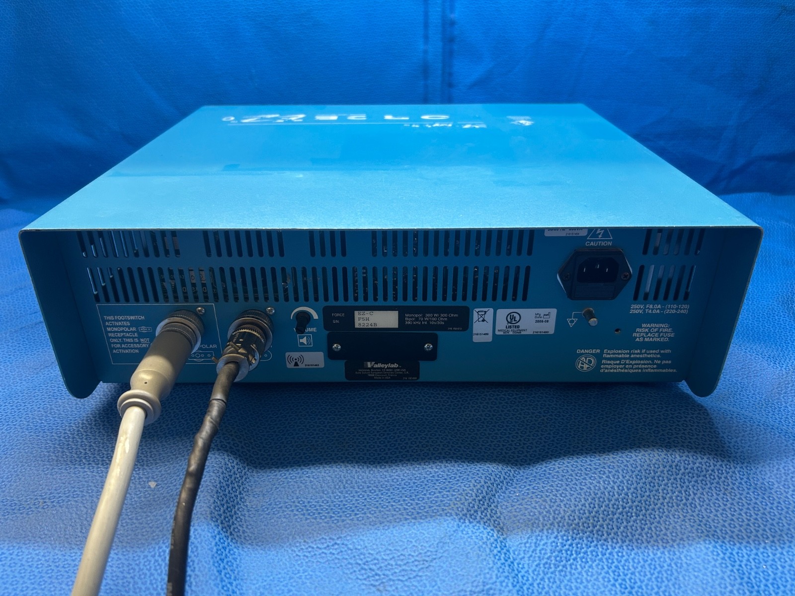 Valleylab Force EZ-C Electrosurgical Unit with Mono&Bipolar Footswitch / Pencil